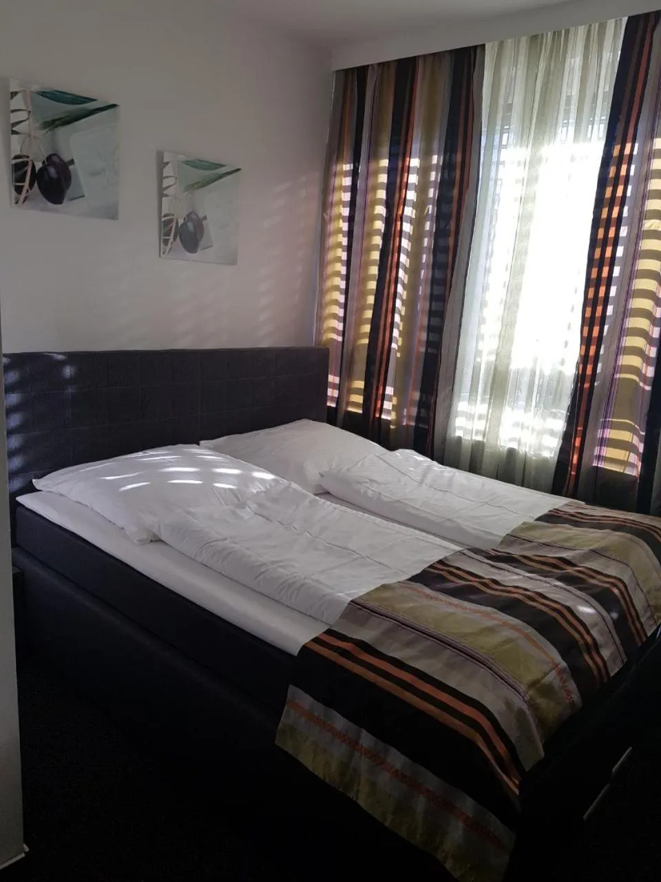 Bed in Hotel Wandsbek Hamburg