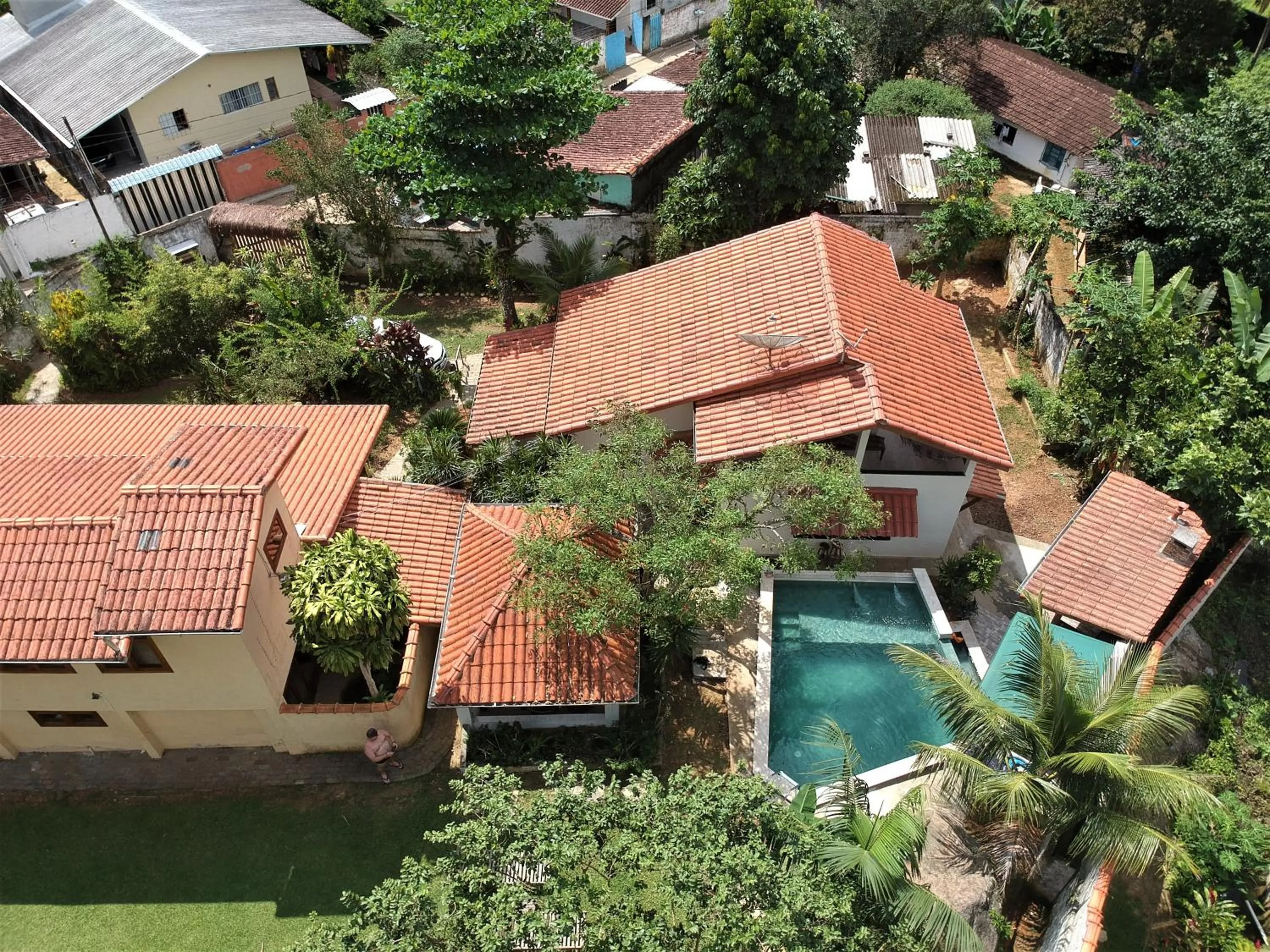 Bird's eye view in Piscina climatizada, jacuzzi e com grande área verde