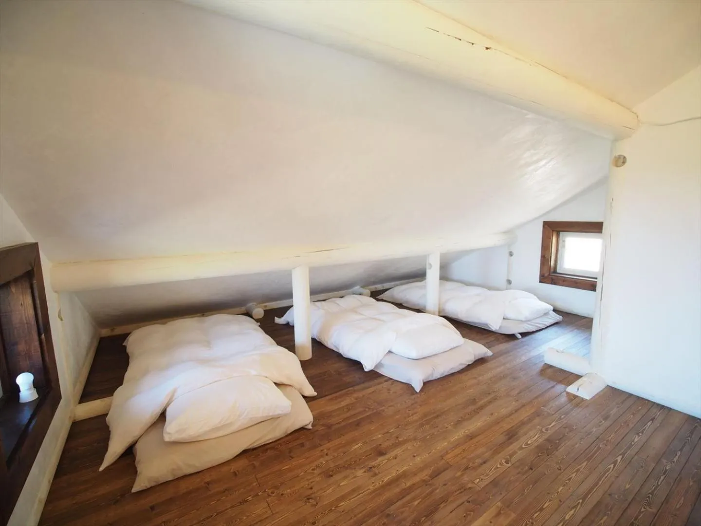 Photo of the whole room, Bed in Minanonno Play Village