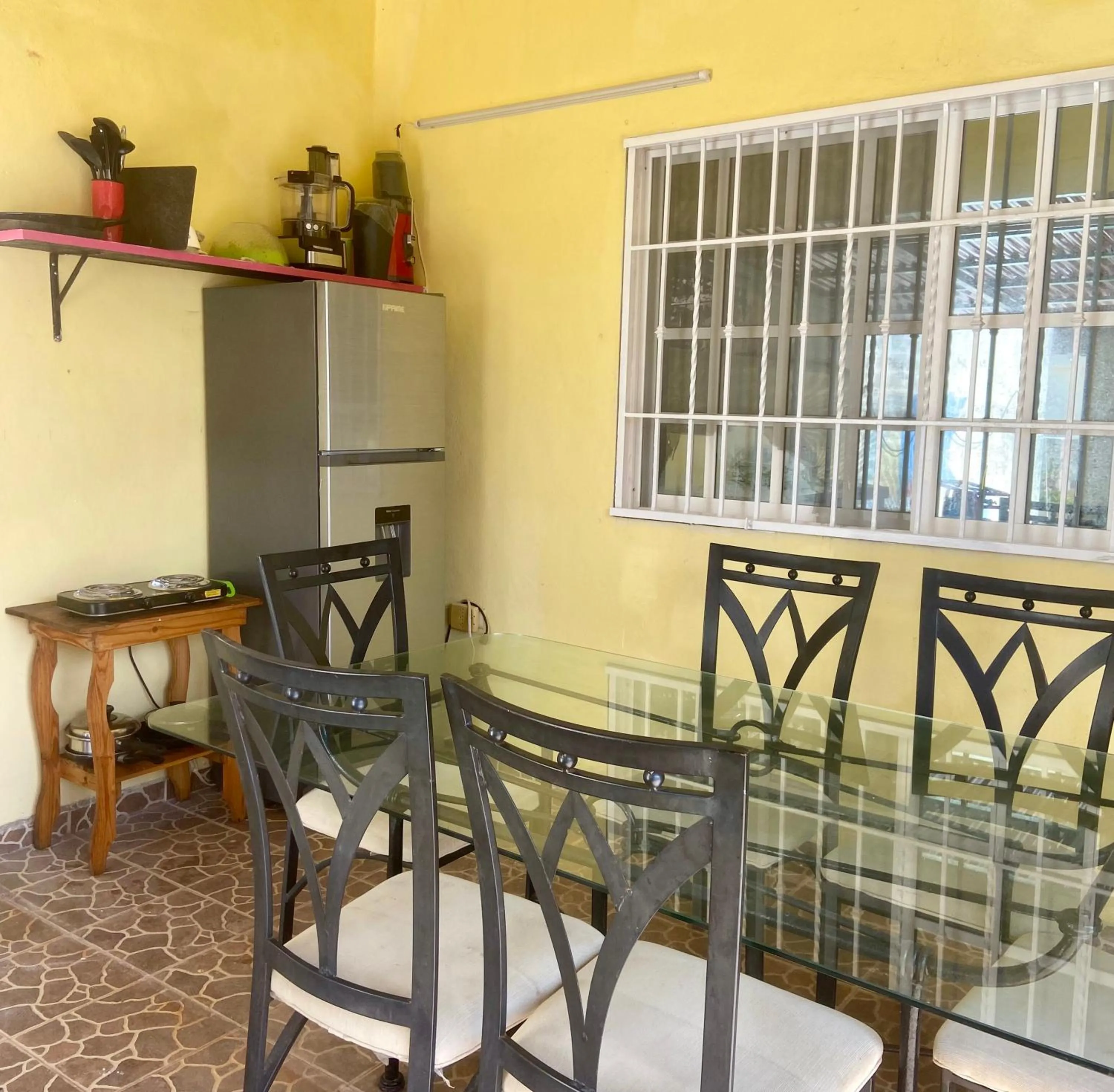 Dining area in Casa Kini en Cancún