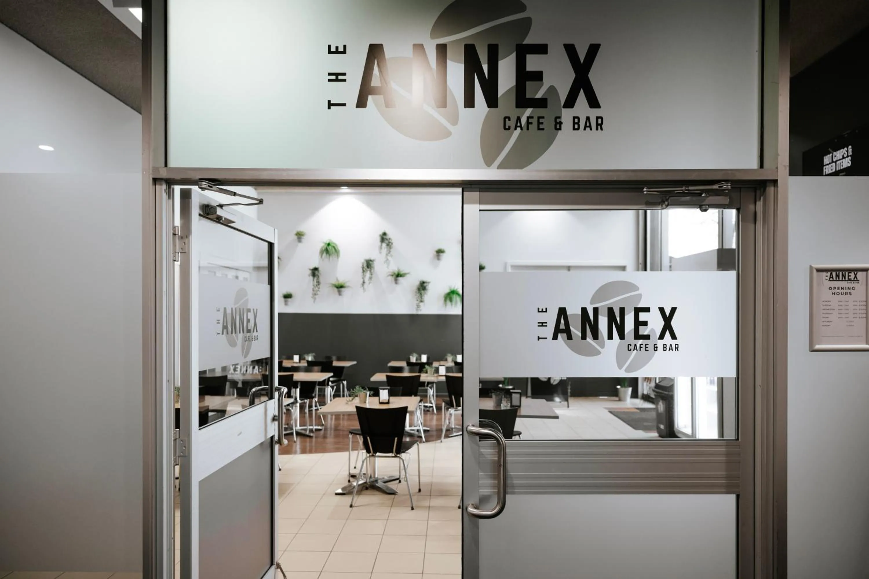 Restaurant/places to eat in Canberra Accommodation Centre