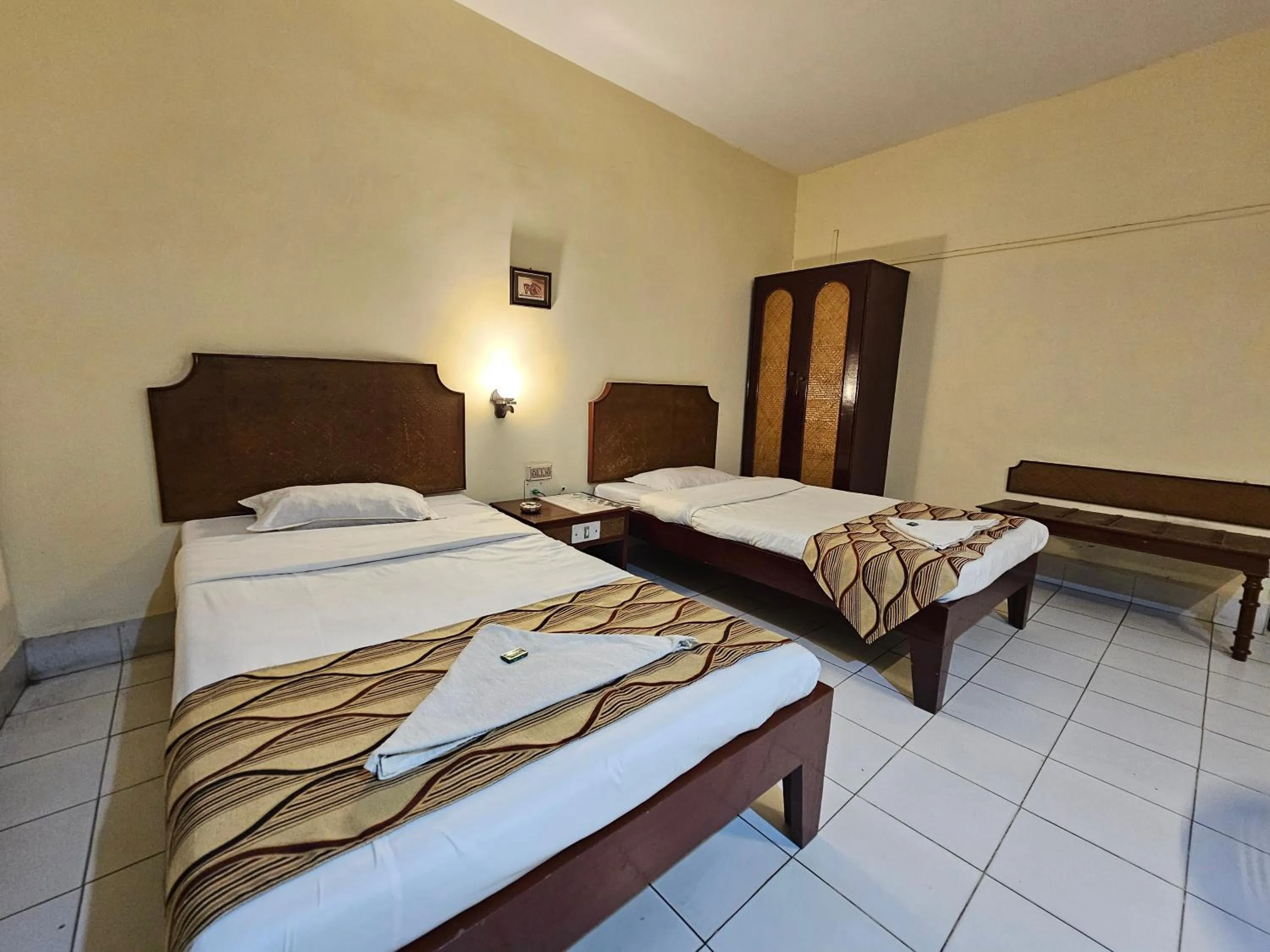 Bedroom, Bed in Hotel Indsurya