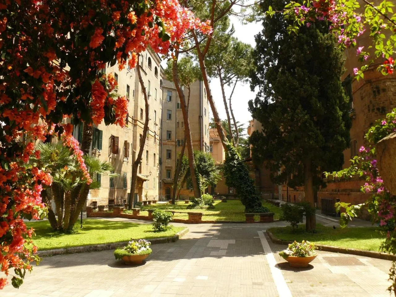 Dimora del Papa Rome Apartments