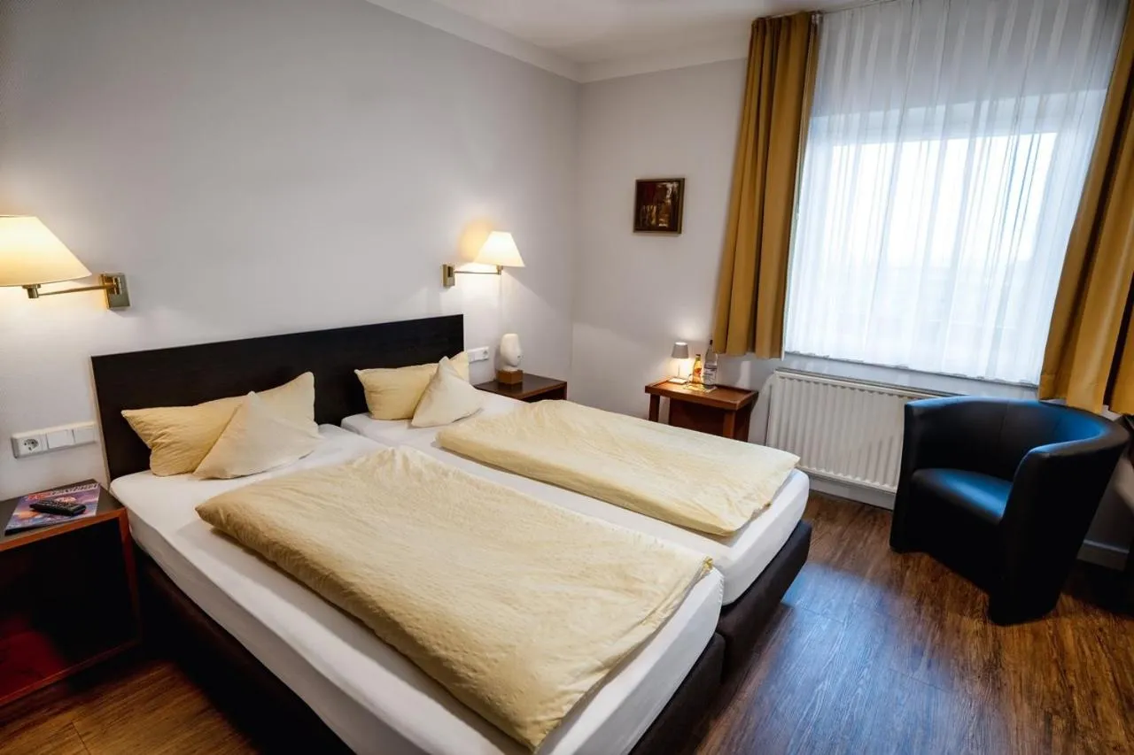 Bed in Garni Hotel & Ferienwohnungen Seeschlößchen