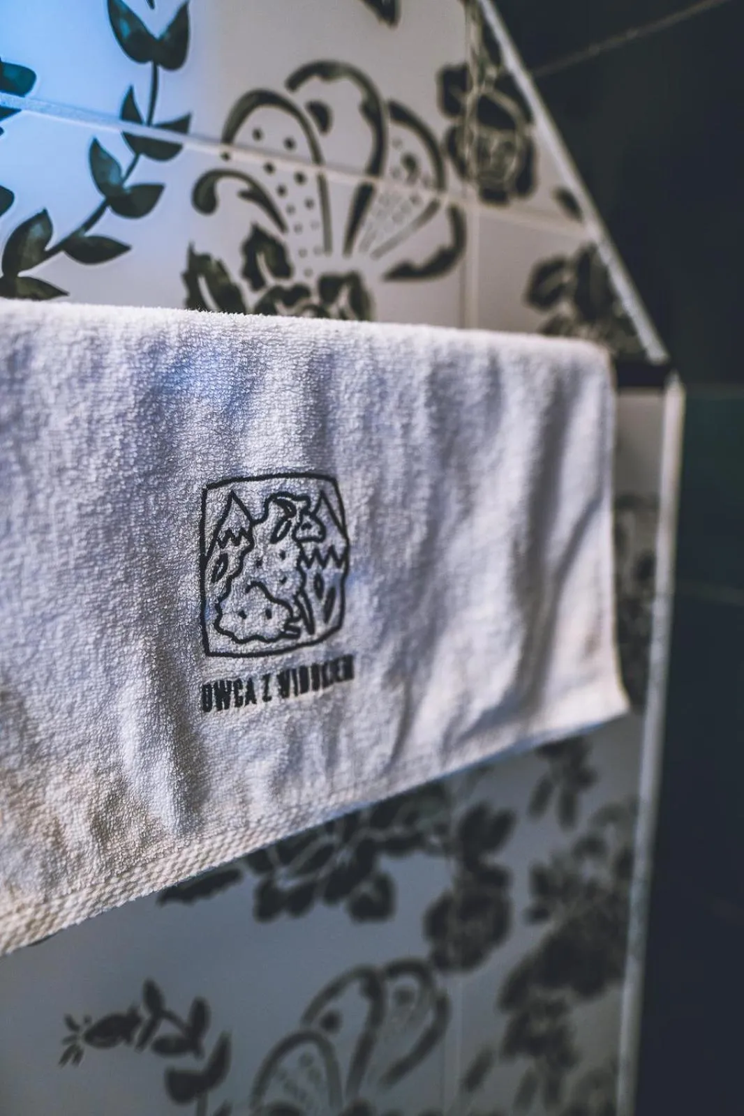 Property logo or sign in Owca z widokiem