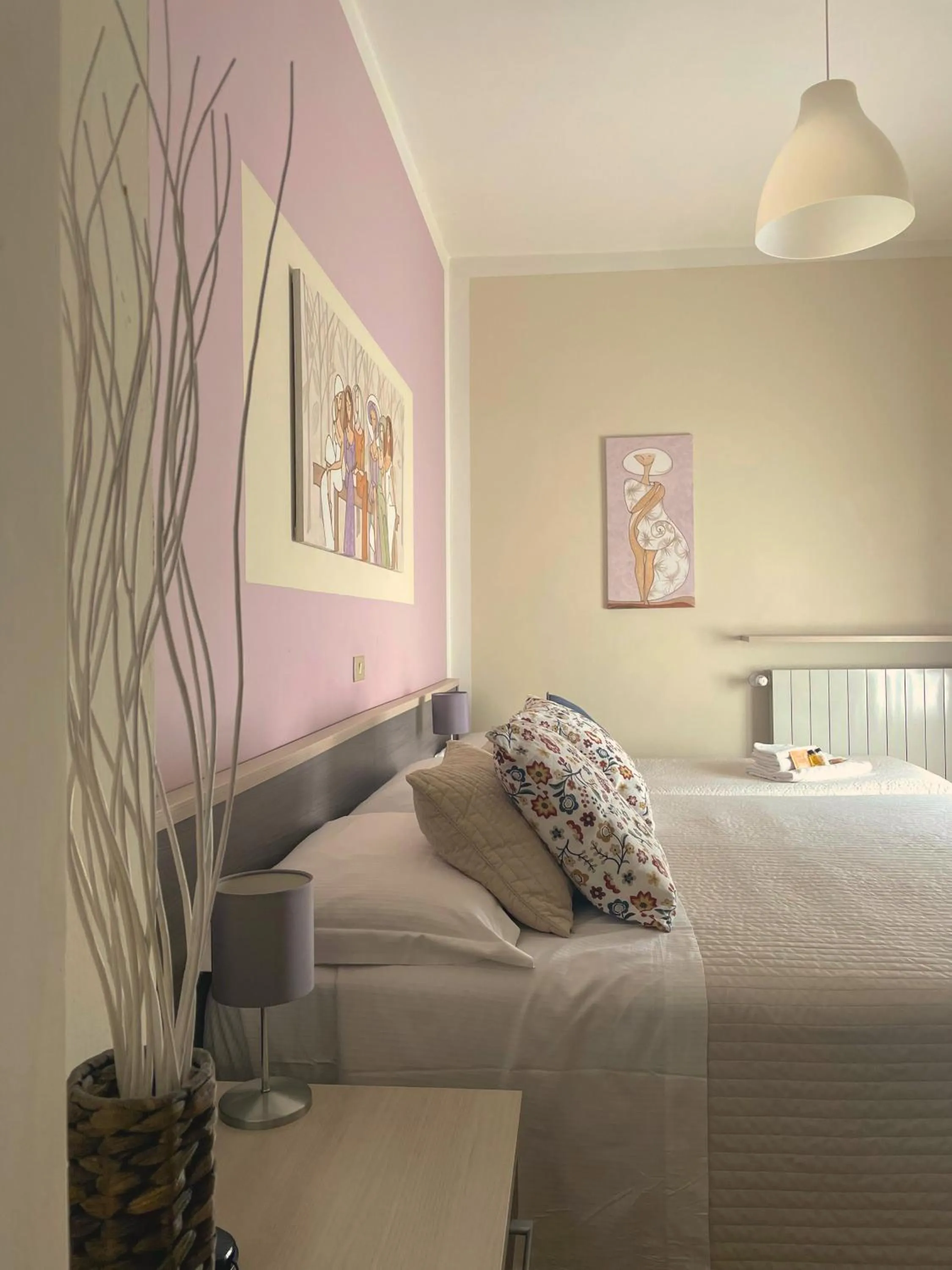 Bed in Art Hotel Pietrasanta