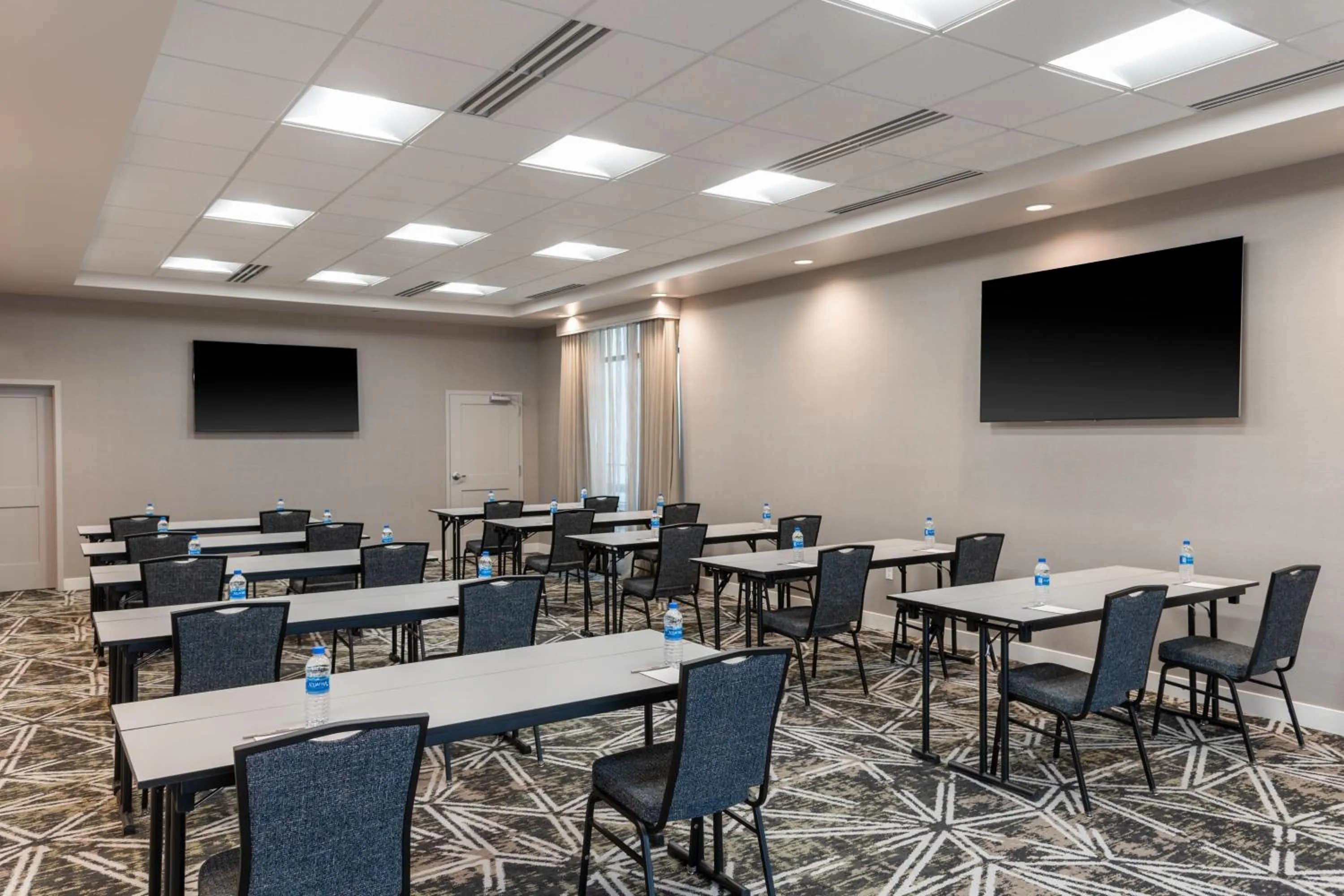 Meeting/conference room in Residence Inn by Marriott Lancaster Palmdale