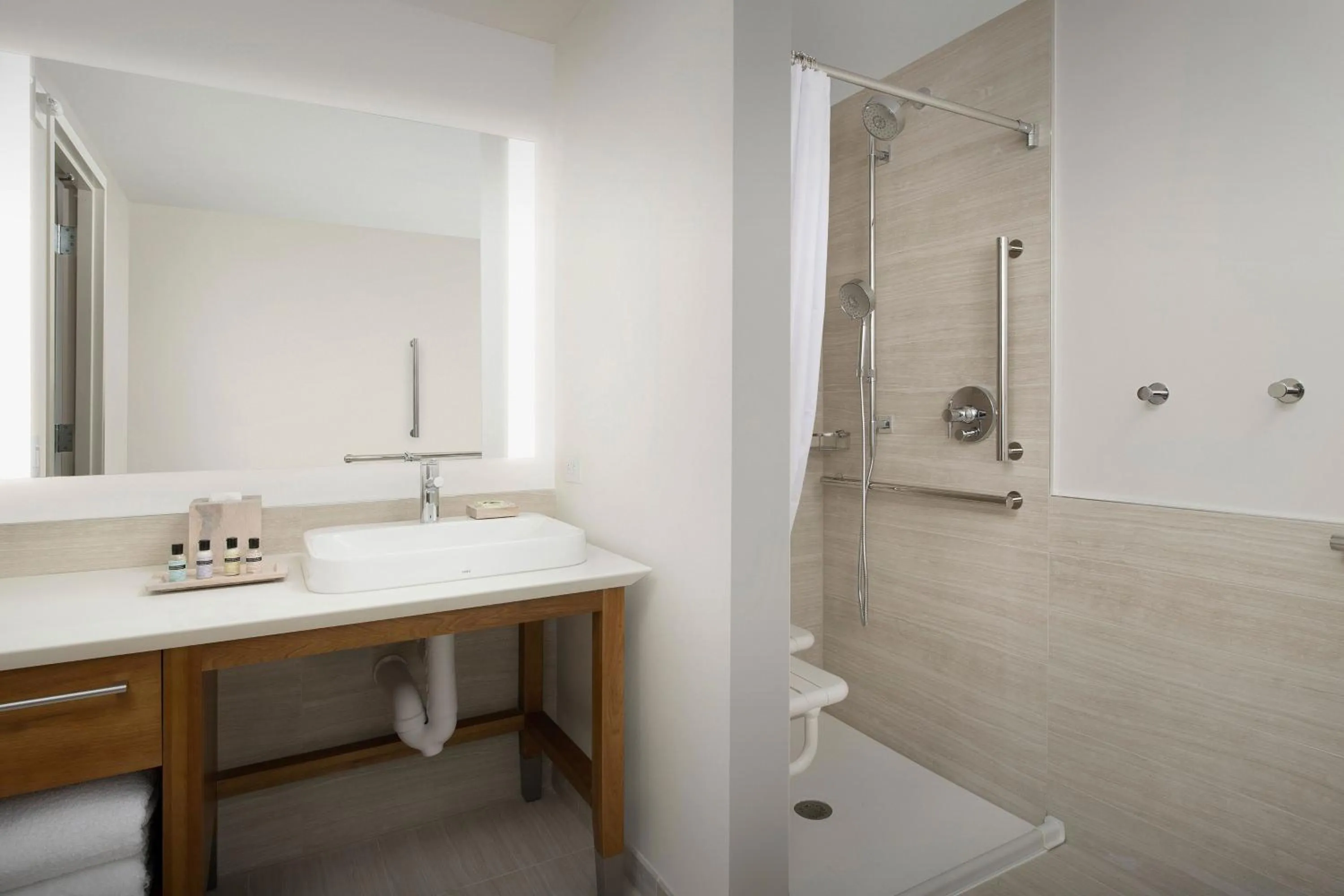 Bathroom in Element Jacksonville Beach