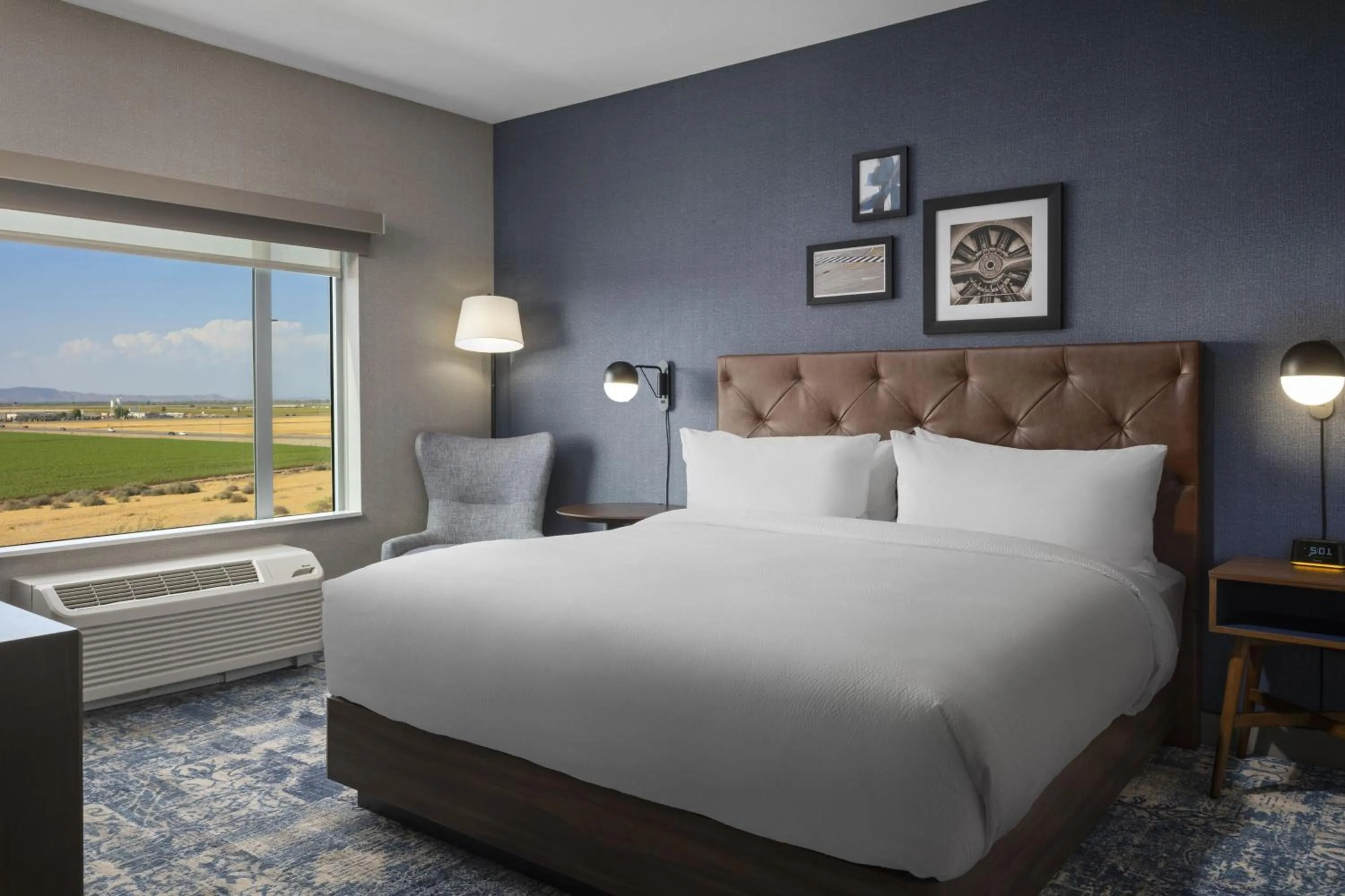 Bedroom, Bed in Four Points by Sheraton Yuma