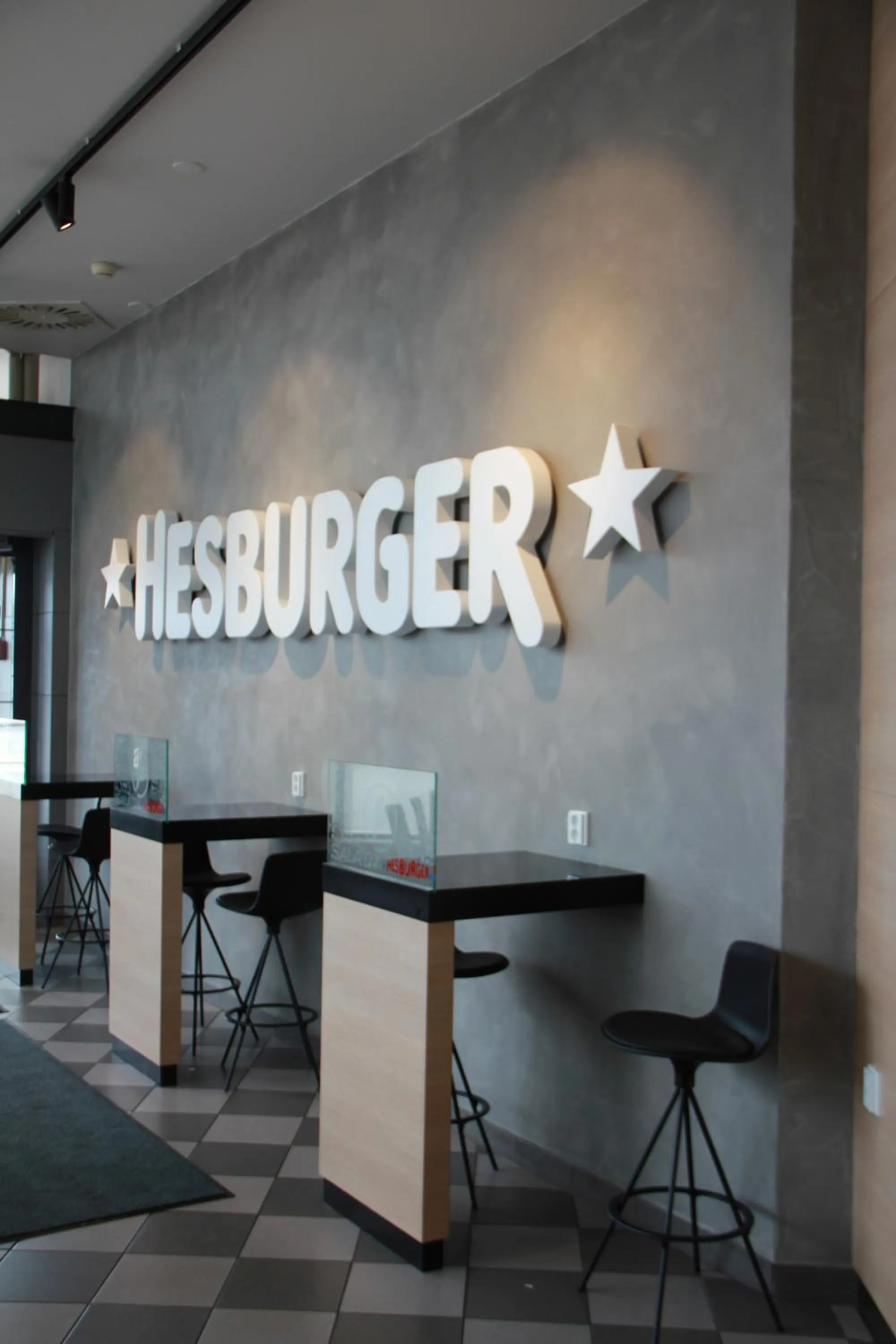 Property logo or sign in Hesehotelli Turku Linja-autoasema