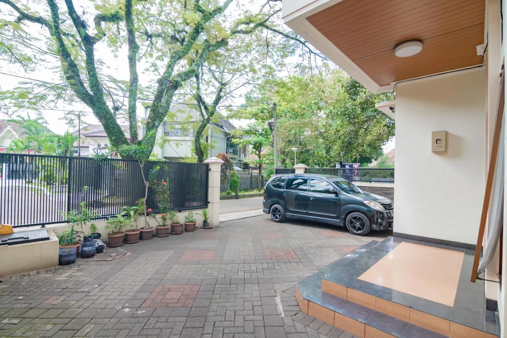 Koolkost near Riau Junction Mall (Minimum Stay 6 Nights)