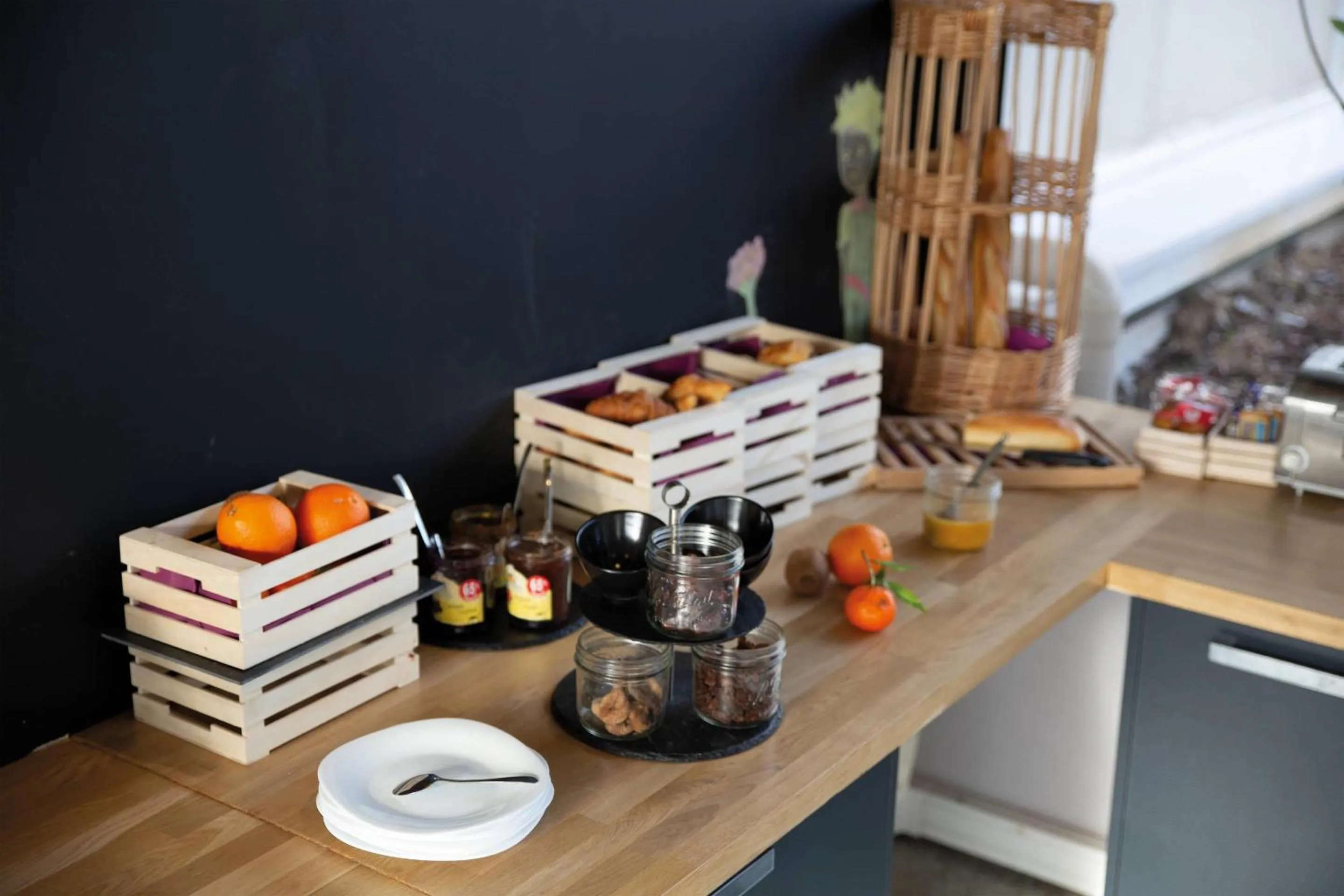 Breakfast in Comfort Aparthotel Antibes Le Maestria