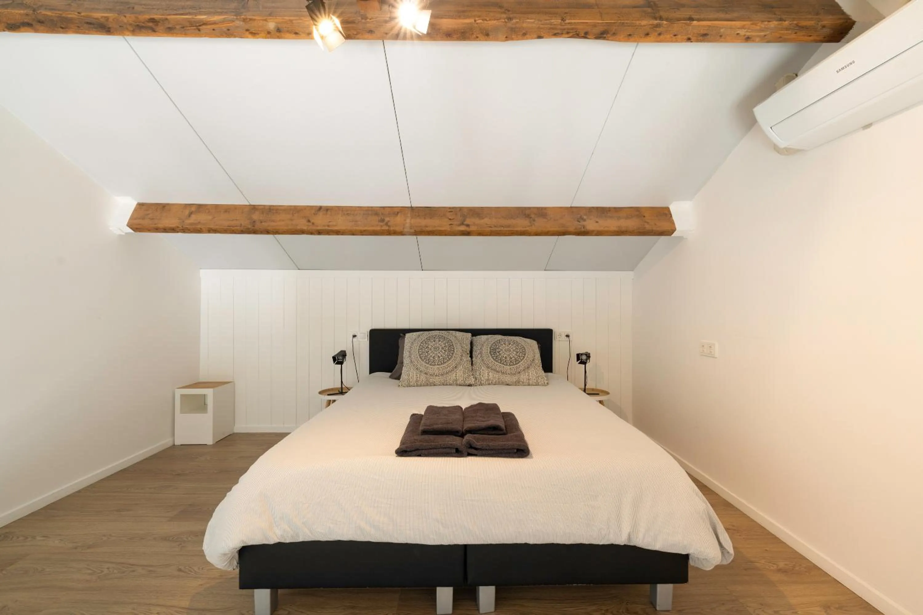 Bed in BnB Purmerland