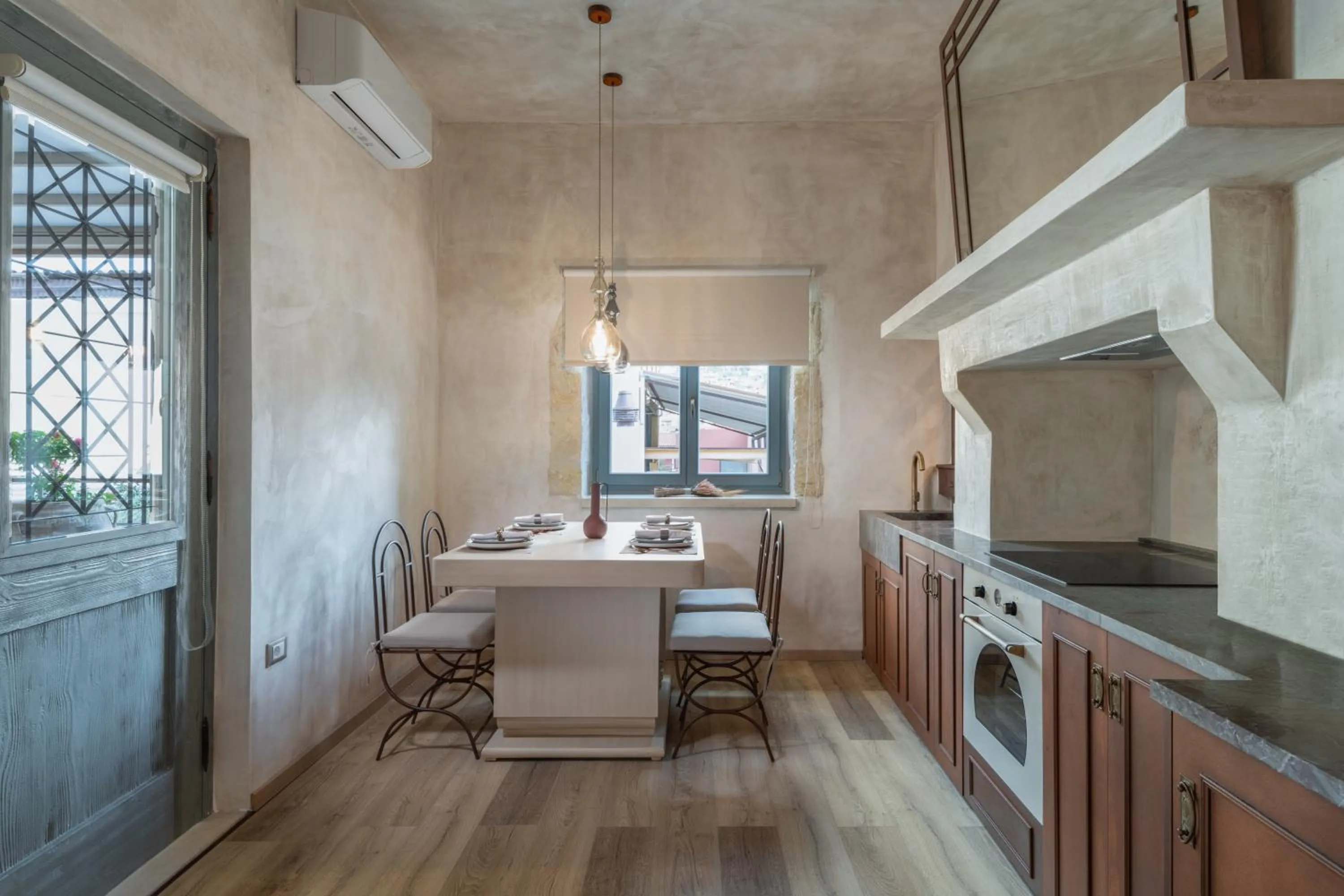 Kitchen or kitchenette in Inotropes Boutique Suites - Adults Only