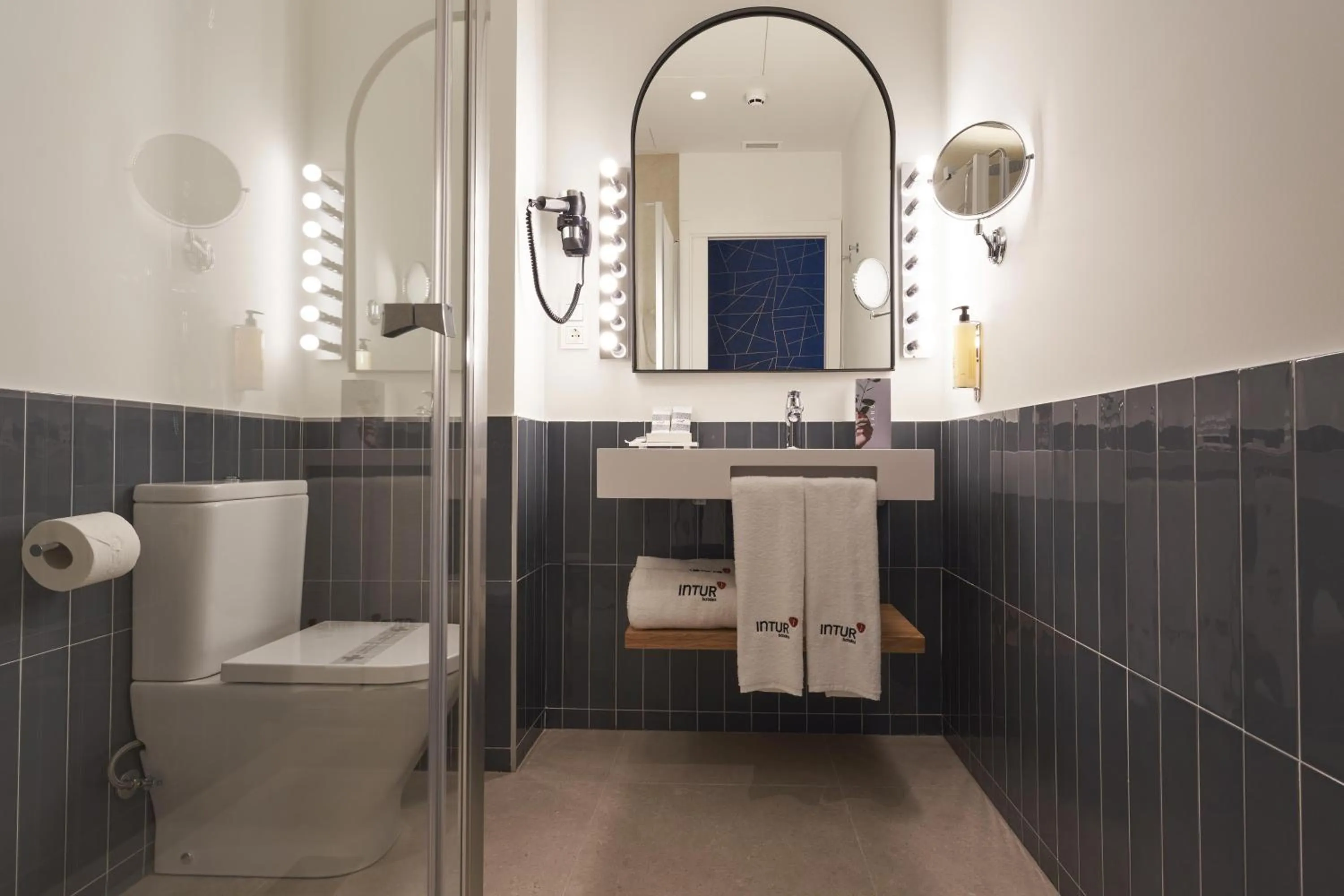 Bathroom in Intelier Villa Katalina