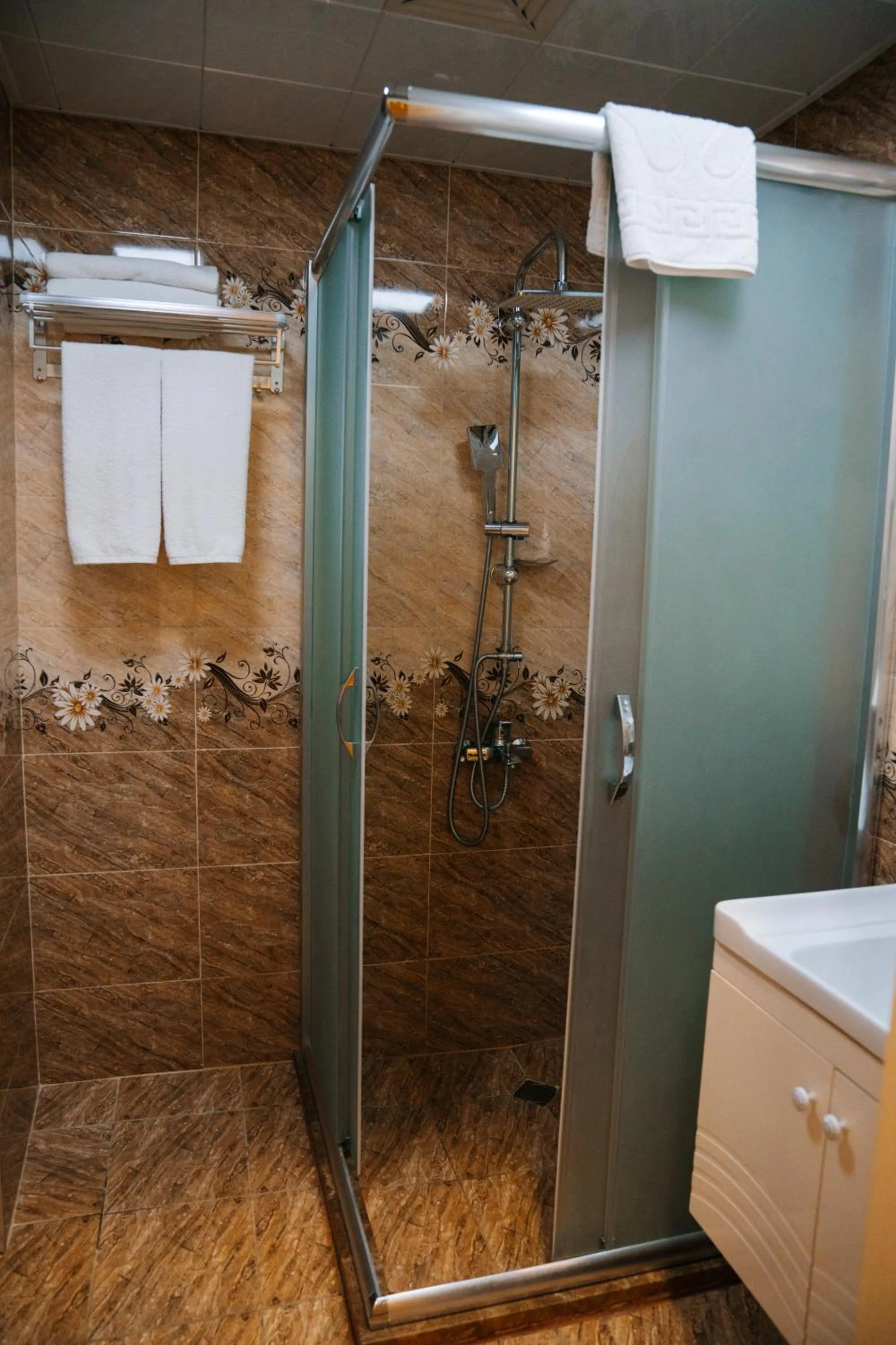 Bathroom in The Clocktower Hotel