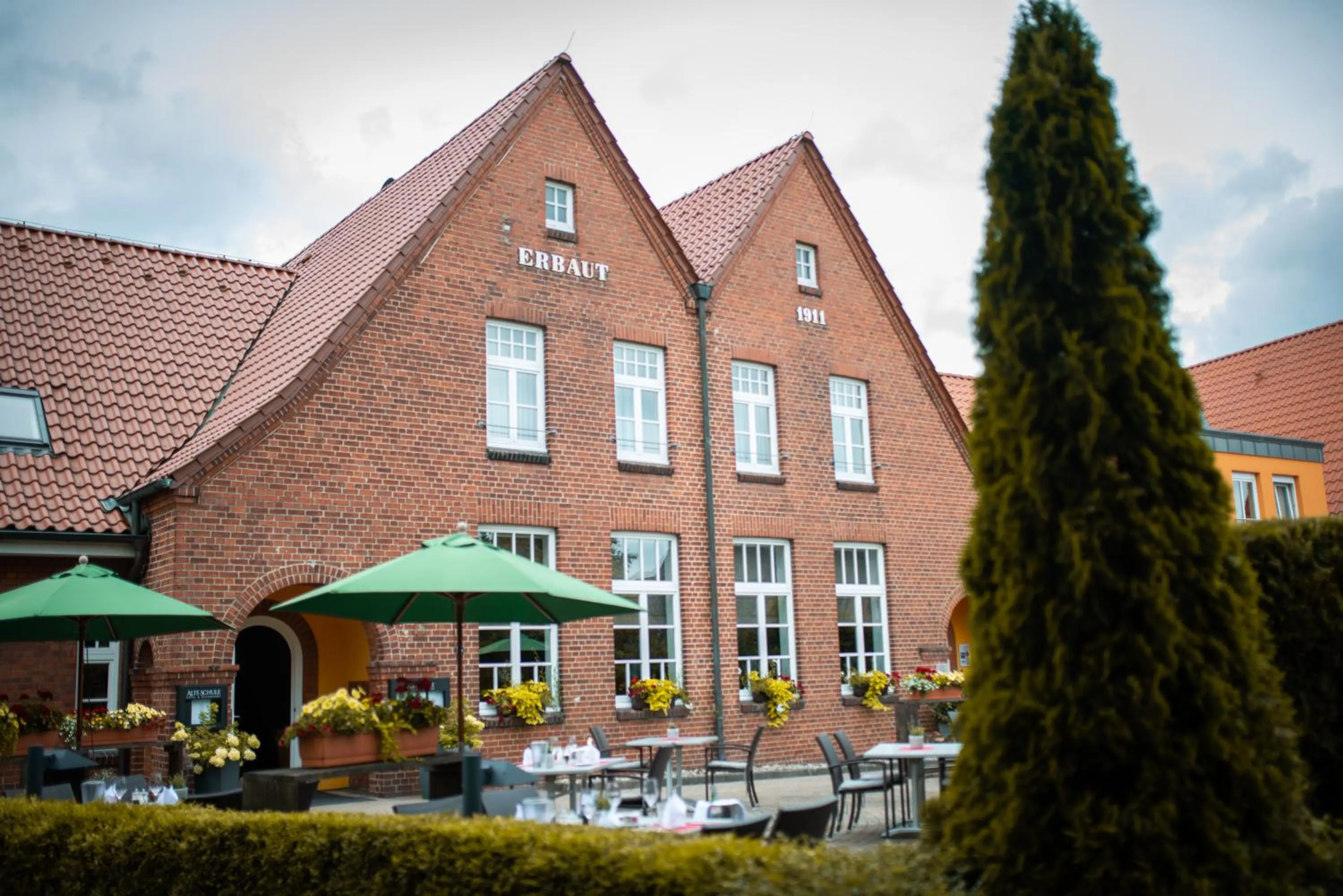 Property building in Hotel & Restaurant Alte Schule