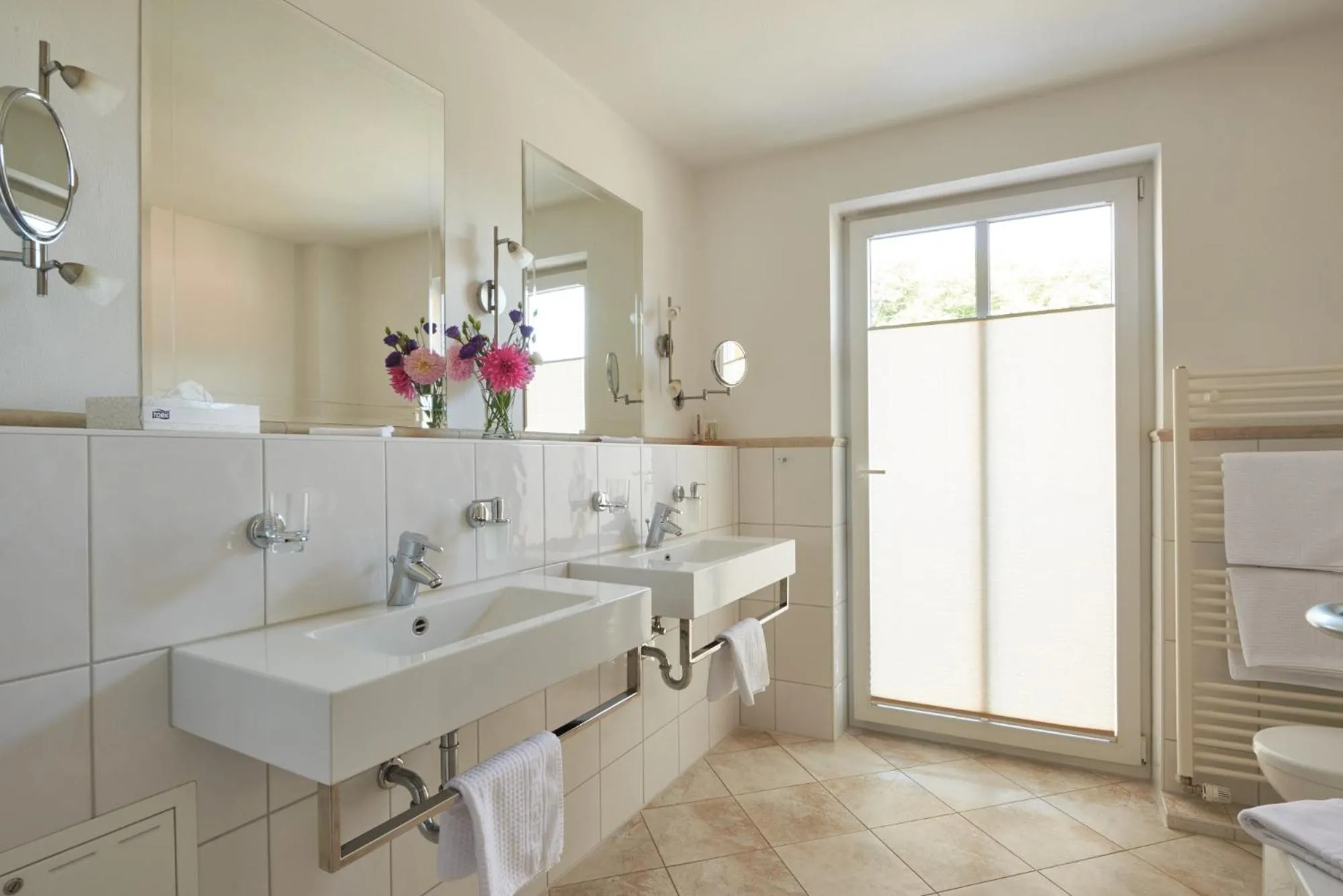 Bathroom in Hotel & Restaurant Alte Schule