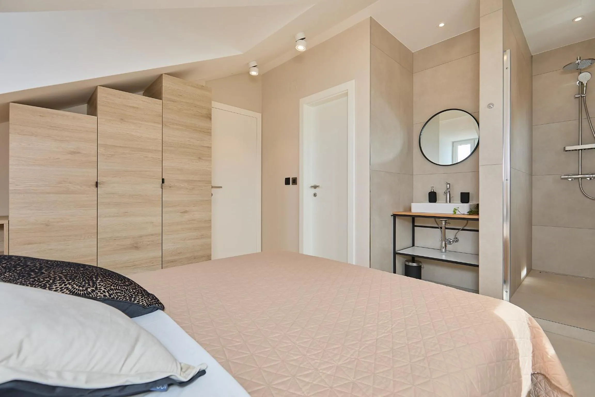 Bedroom, Bed in Hedera Estate, Hedera A32