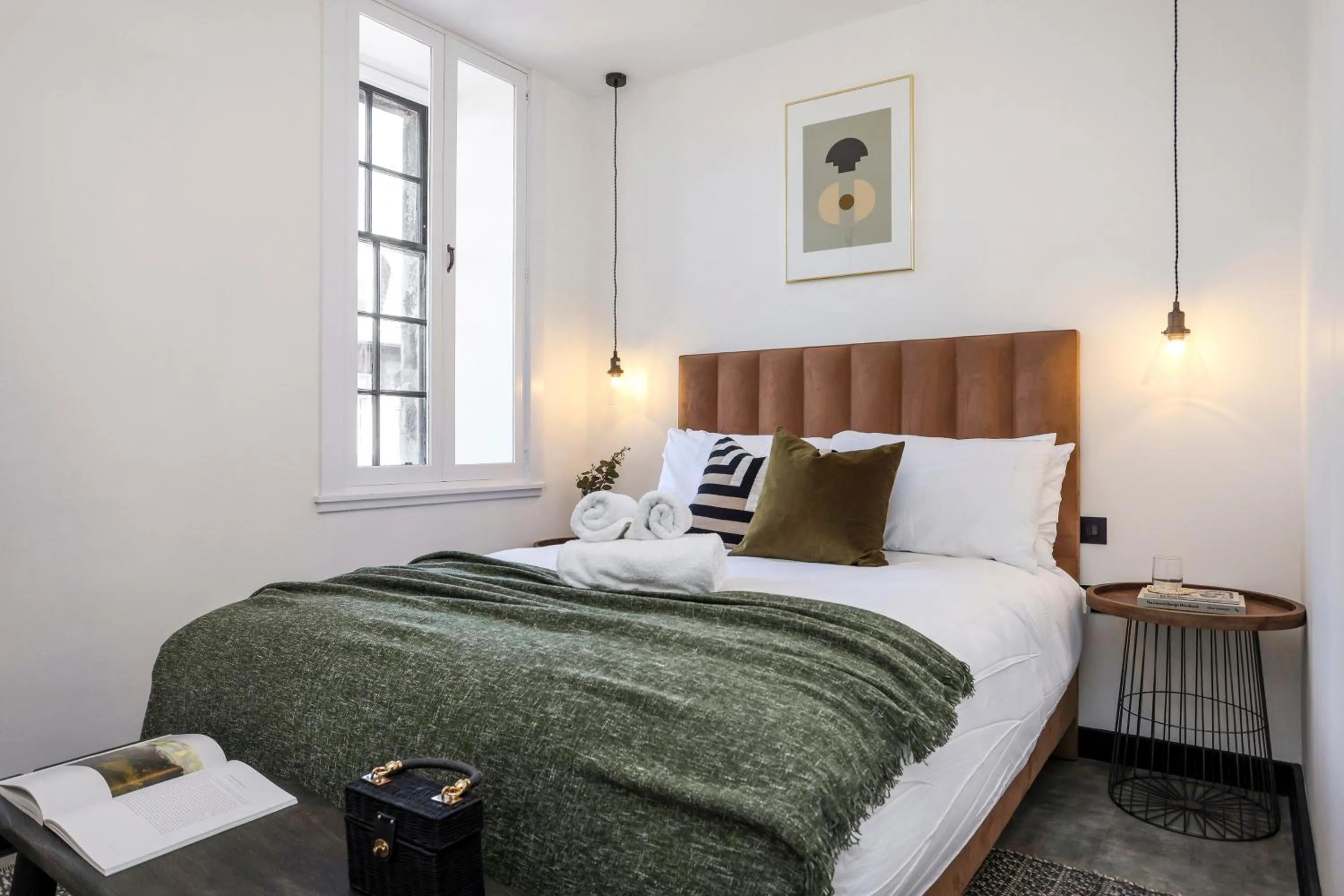 Bed in The Brewers Rooms Contemporary Aparthotel