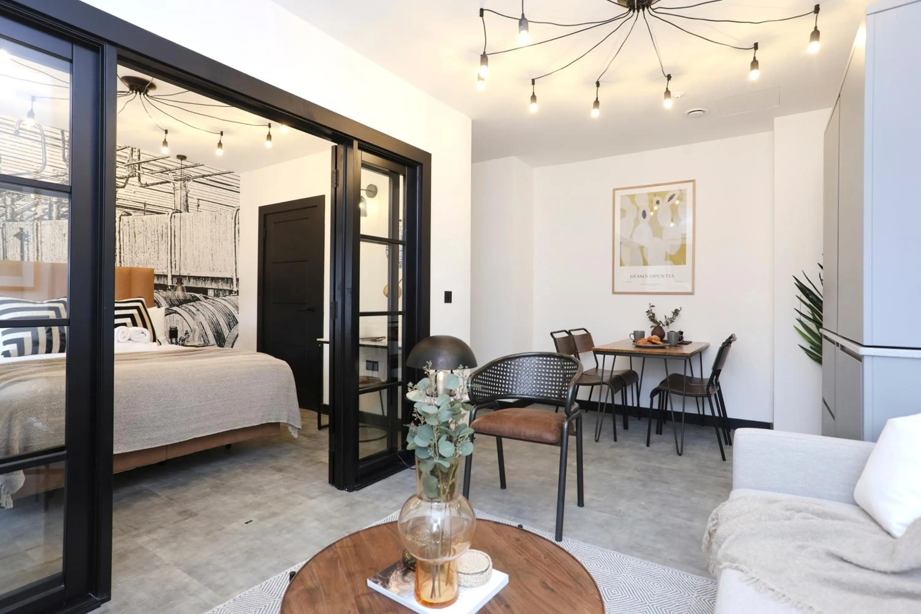 Living room, Bed in The Brewers Rooms Contemporary Aparthotel