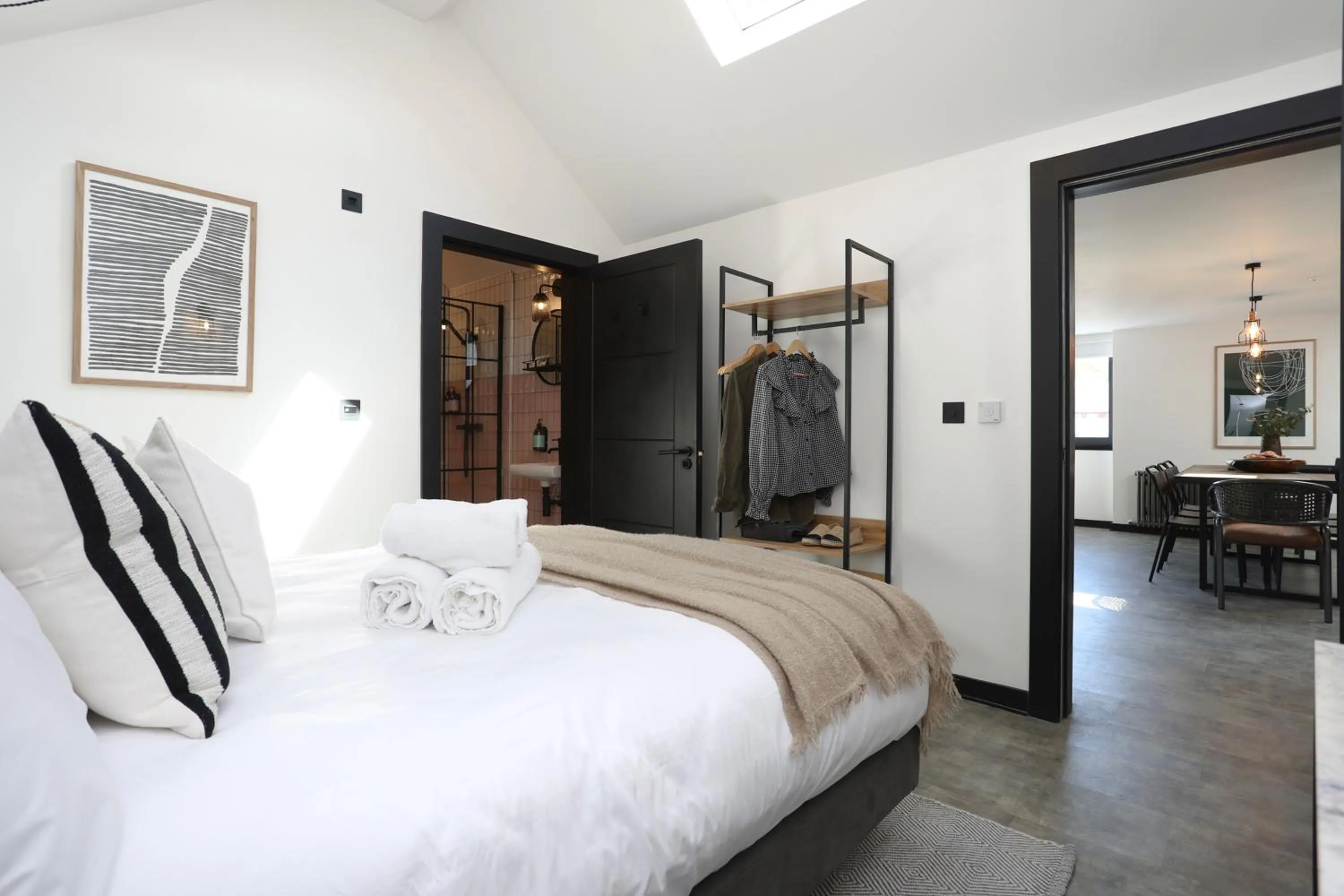 Bed in The Brewers Rooms Contemporary Aparthotel