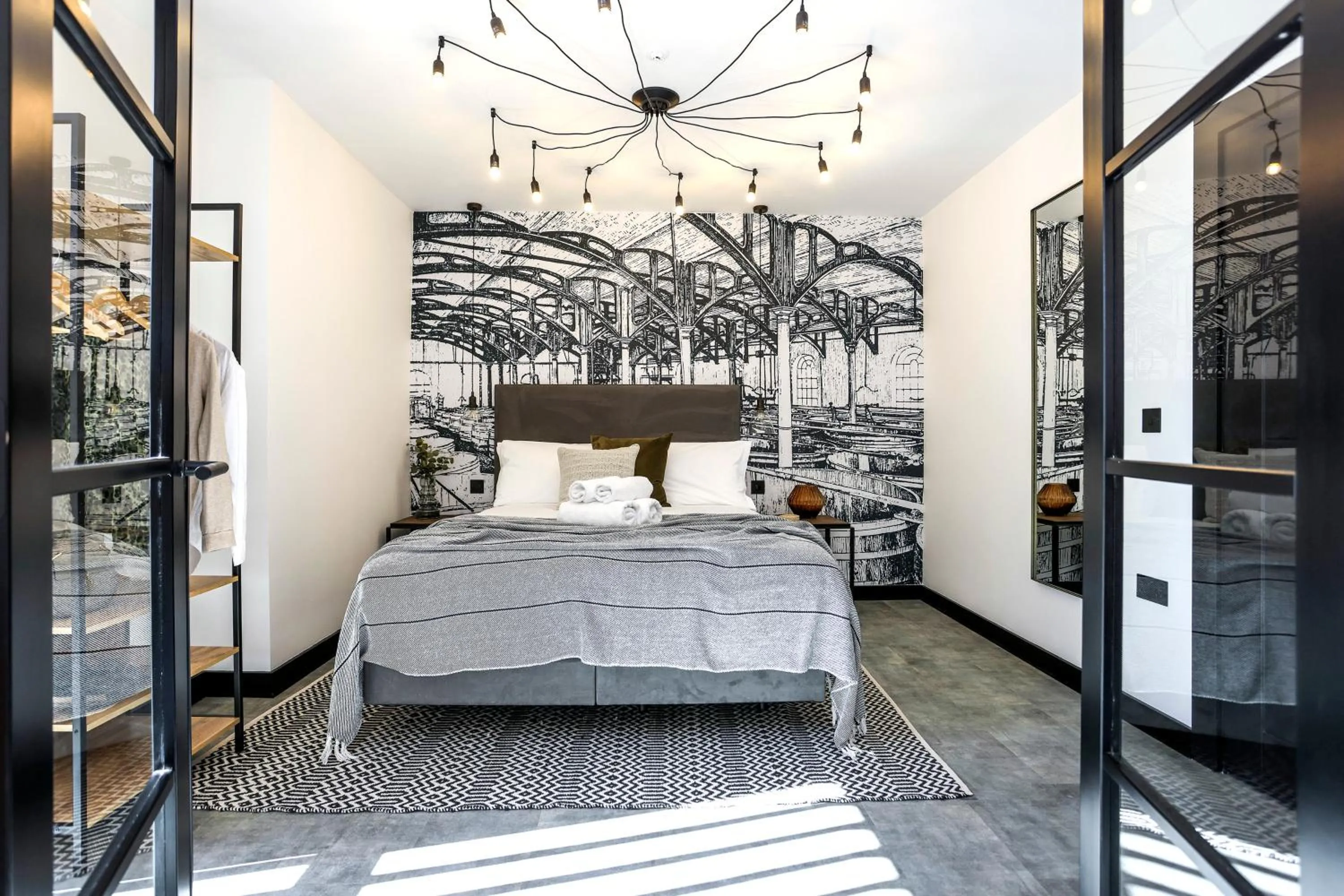 Bed in The Brewers Rooms Contemporary Aparthotel