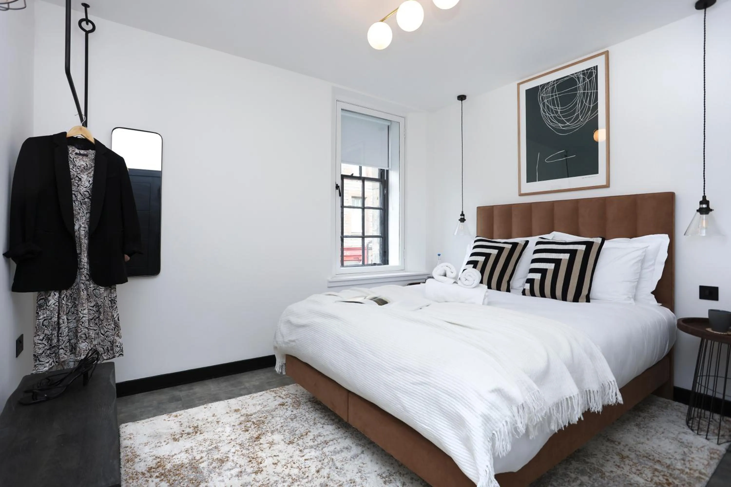 Bed in The Brewers Rooms Contemporary Aparthotel