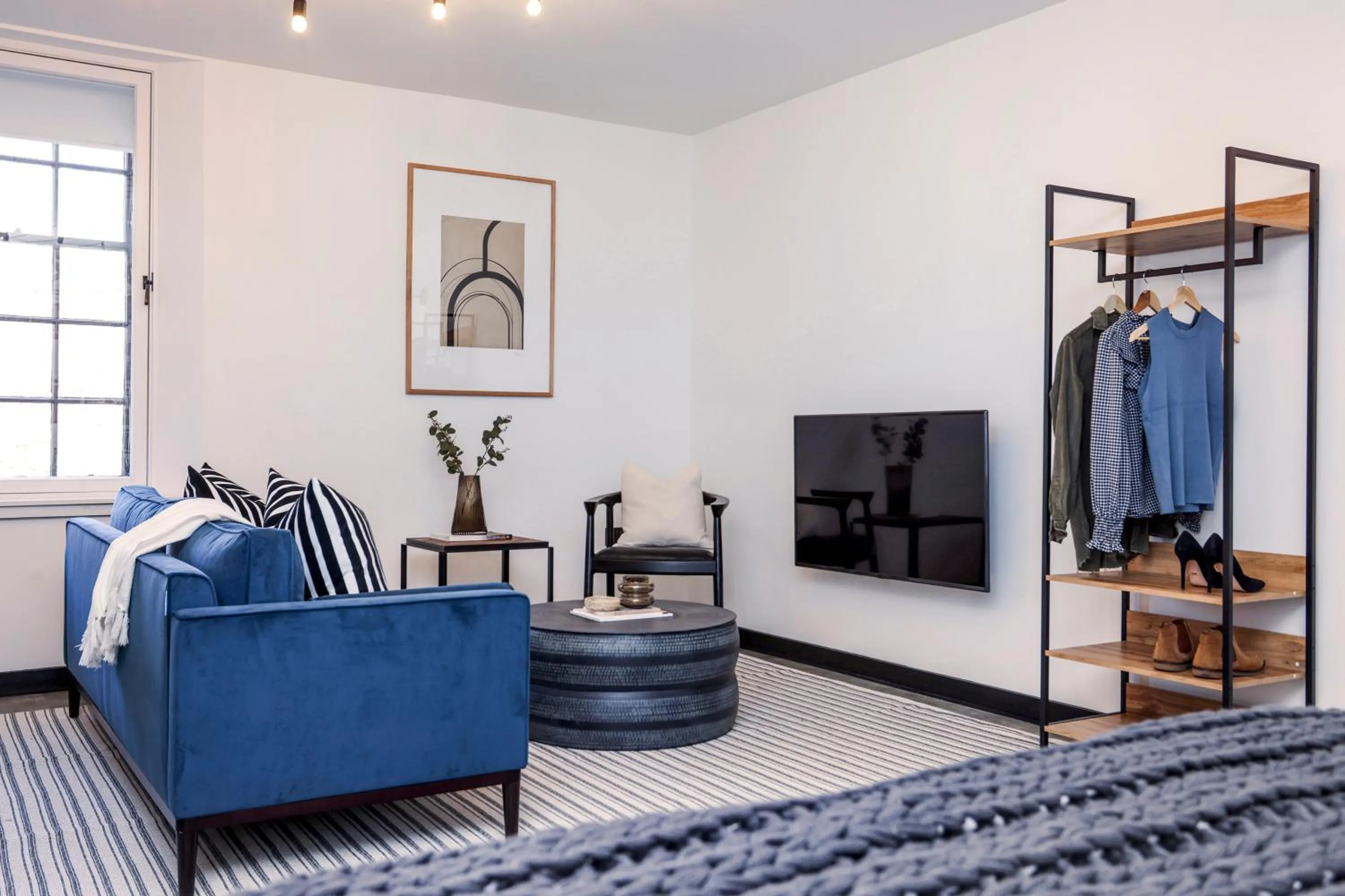 Living room in The Brewers Rooms Contemporary Aparthotel