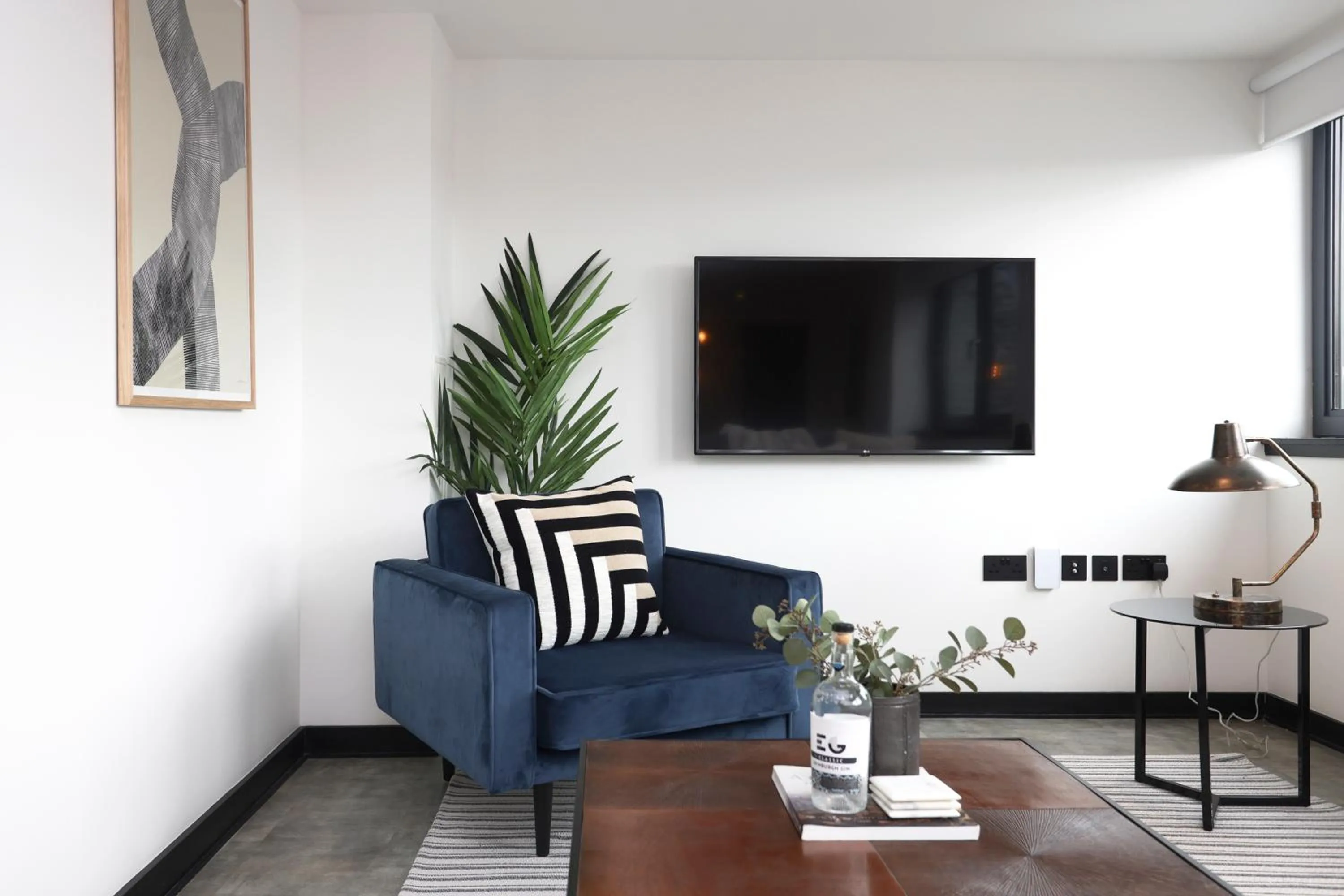Living room in The Brewers Rooms Contemporary Aparthotel