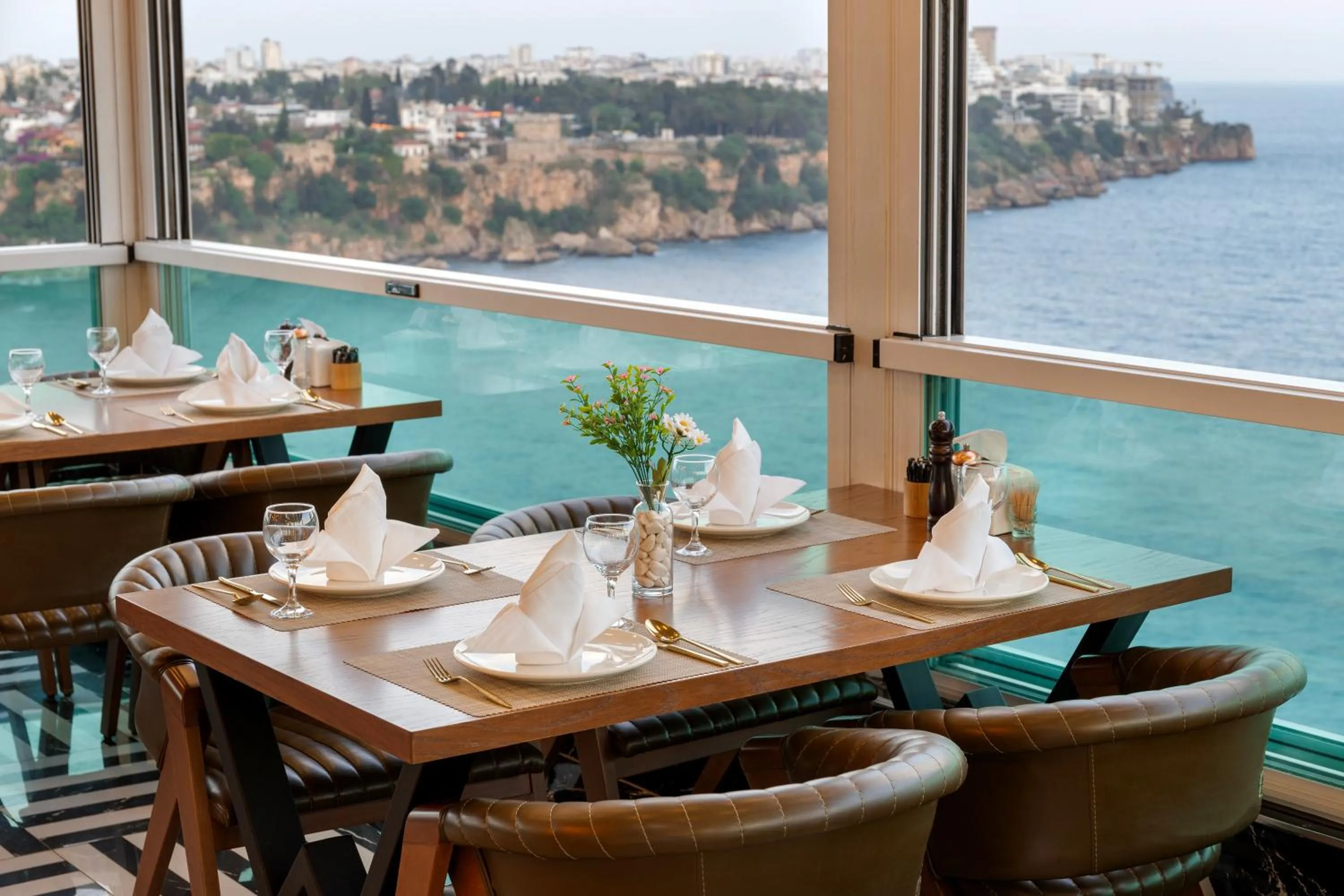 Restaurant/places to eat in Afflon Hotels Sea Hill Concept Adult Only