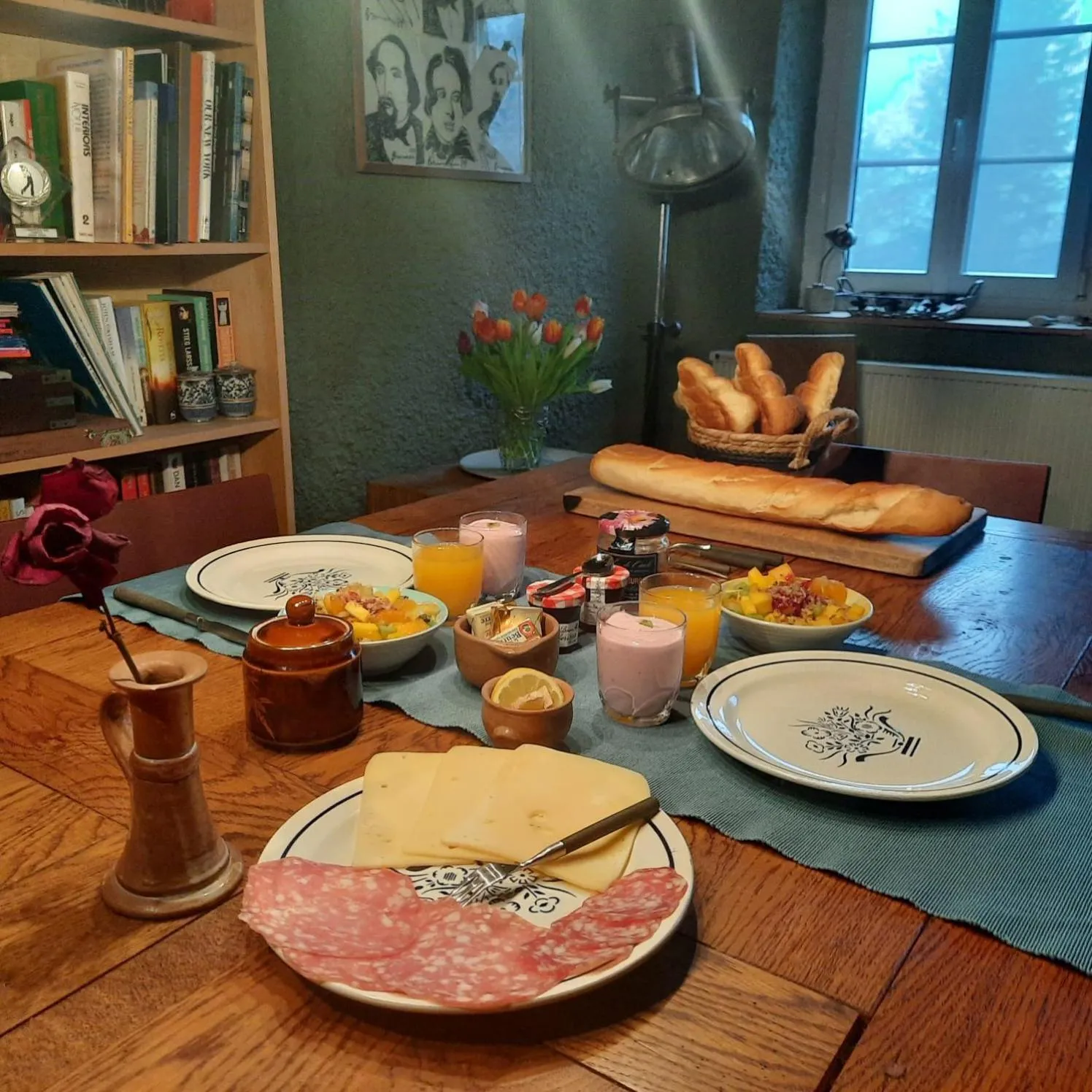 Continental breakfast in Chambre d'hôte Le Châtaignier