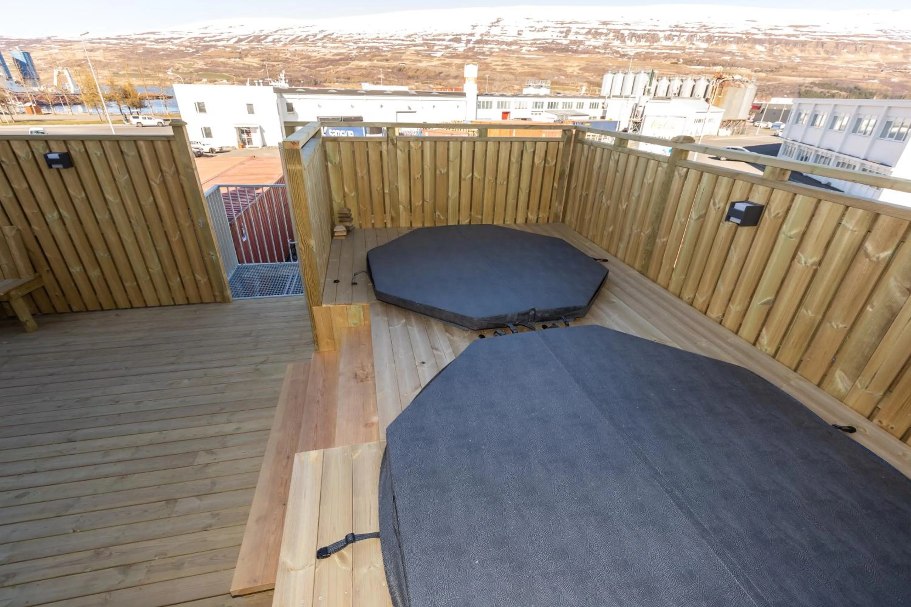 Hot Tub in Akureyri Lux Apartments with hot tub access