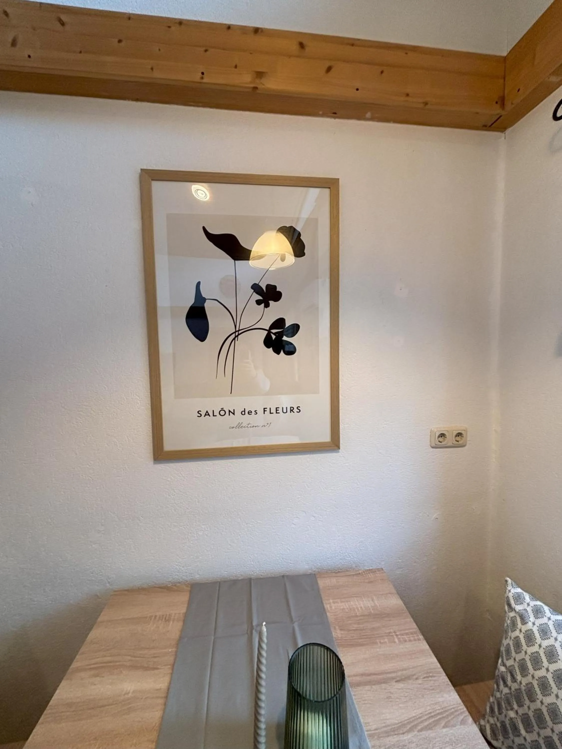 Dining area, Bed in Kantor Village am Millstätter See - Boutique-Chalets und Lodges
