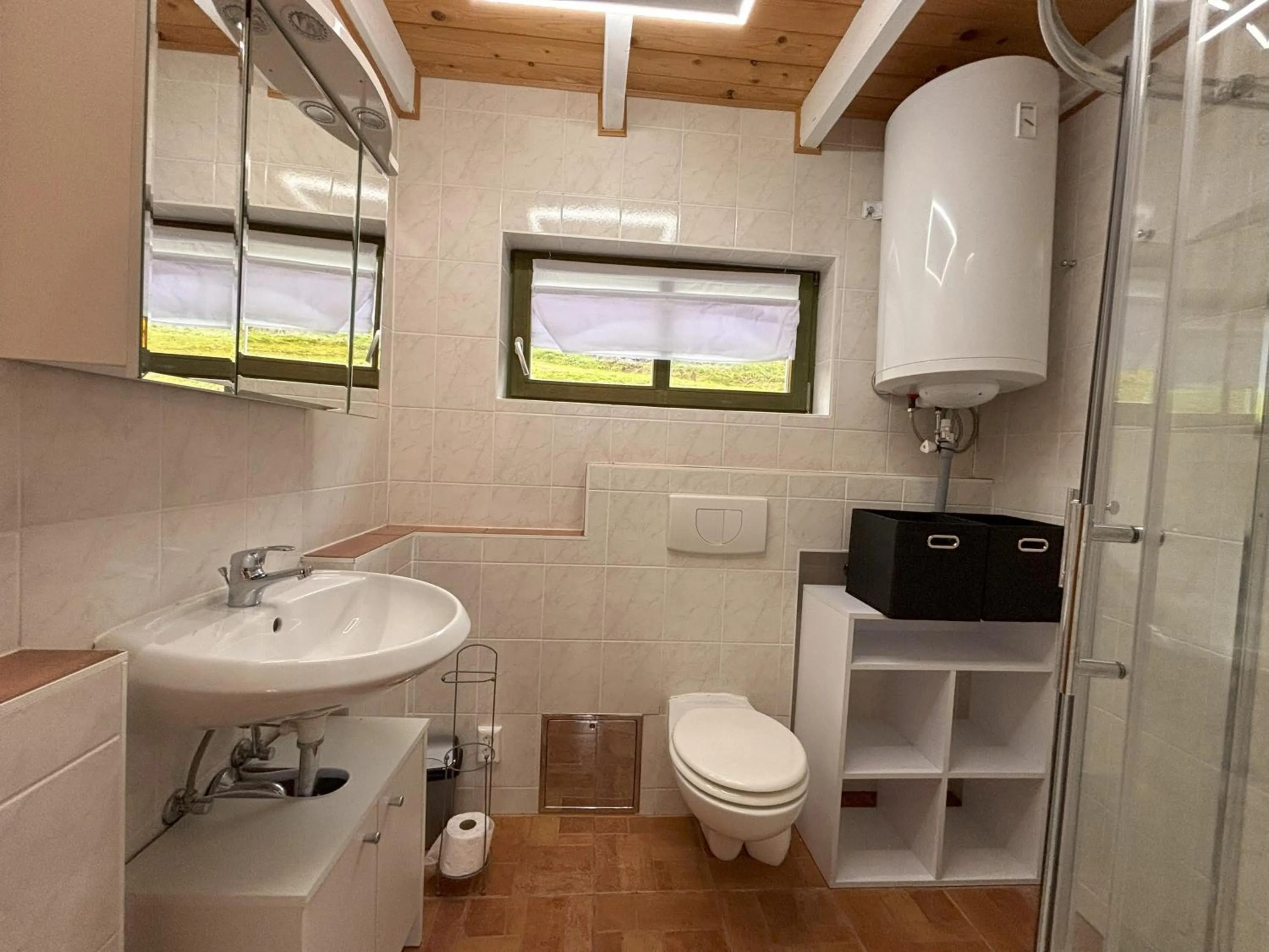 Shower in Kantor Village am Millstätter See - Boutique-Chalets und Lodges