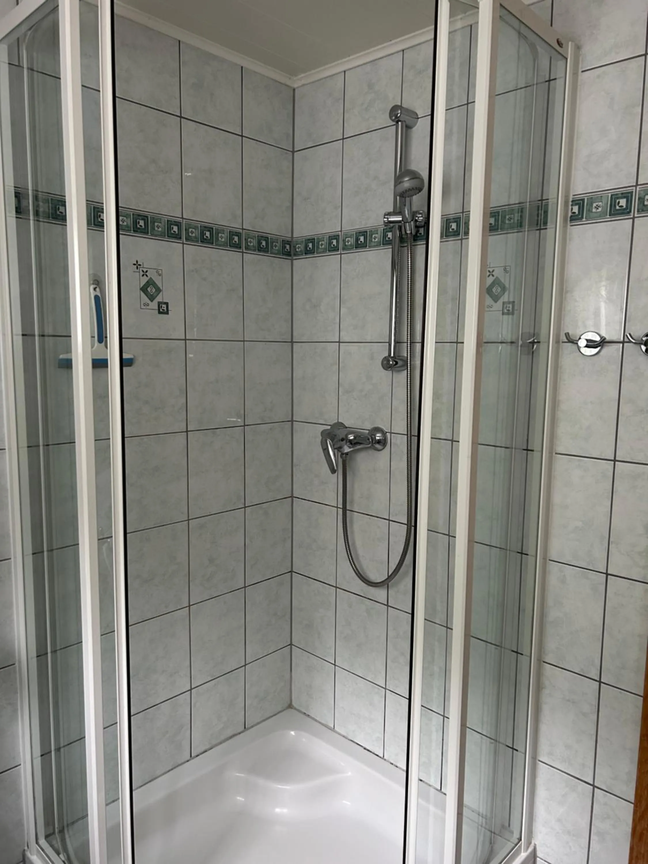 Shower in Kantor Village am Millstätter See - Boutique-Chalets und Lodges