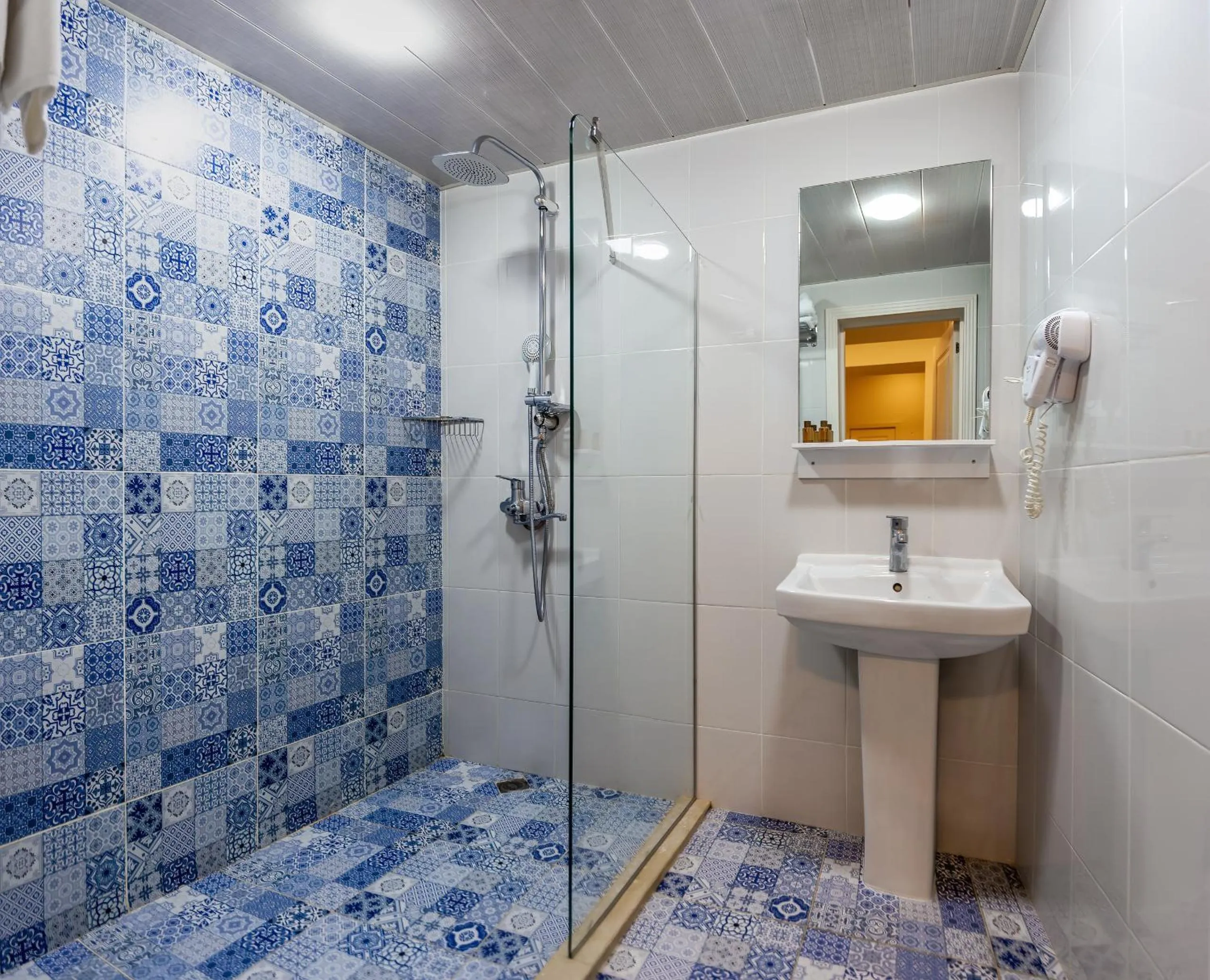 Bathroom in Moss Art Boutique Hotel