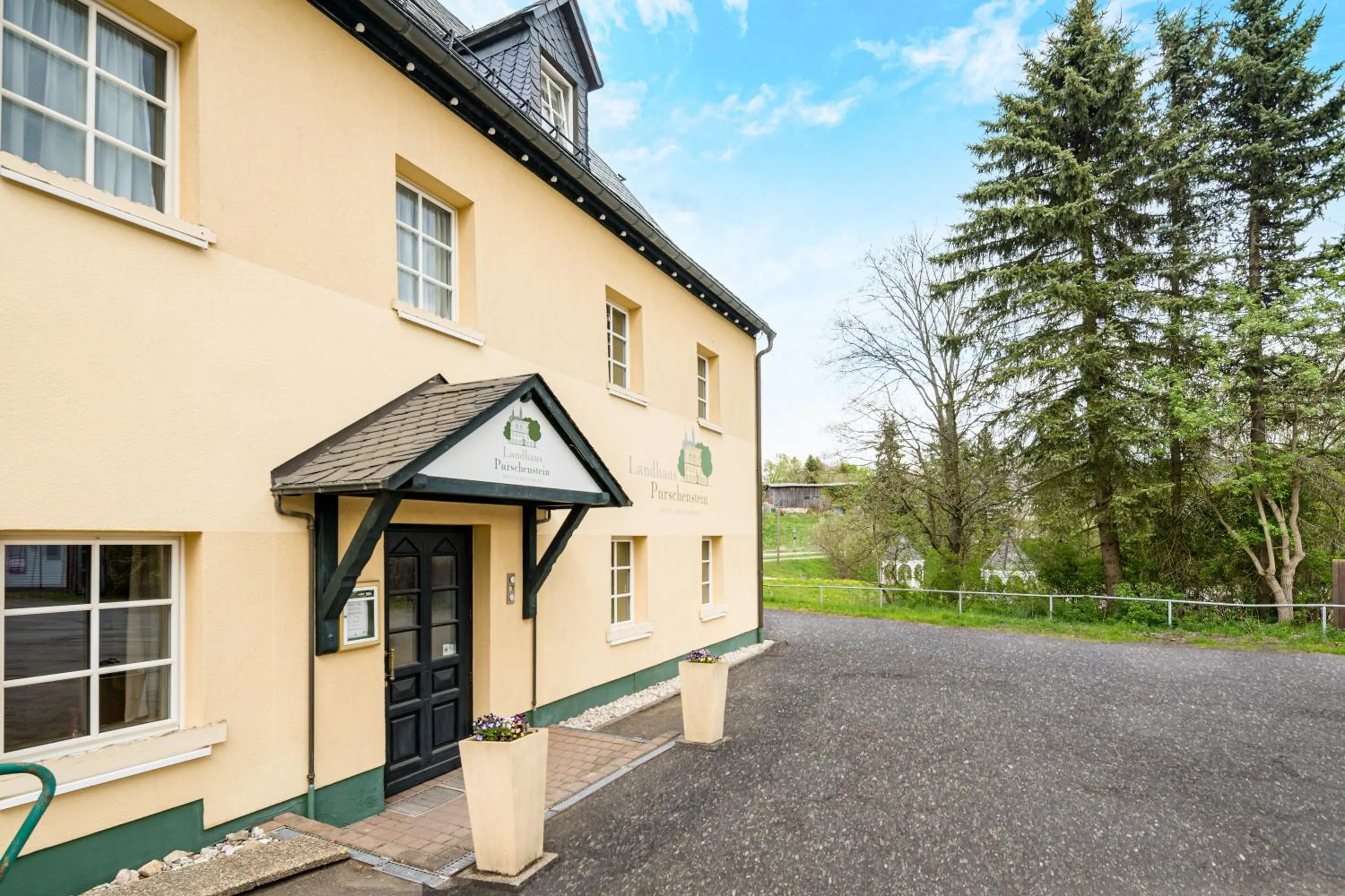 Property building in Landhaus Purschenstein