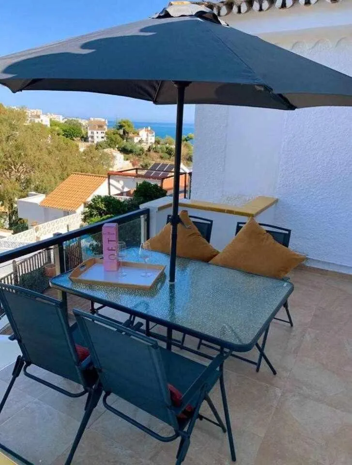 Apartamento (2) en chalet con vista abierta al mar