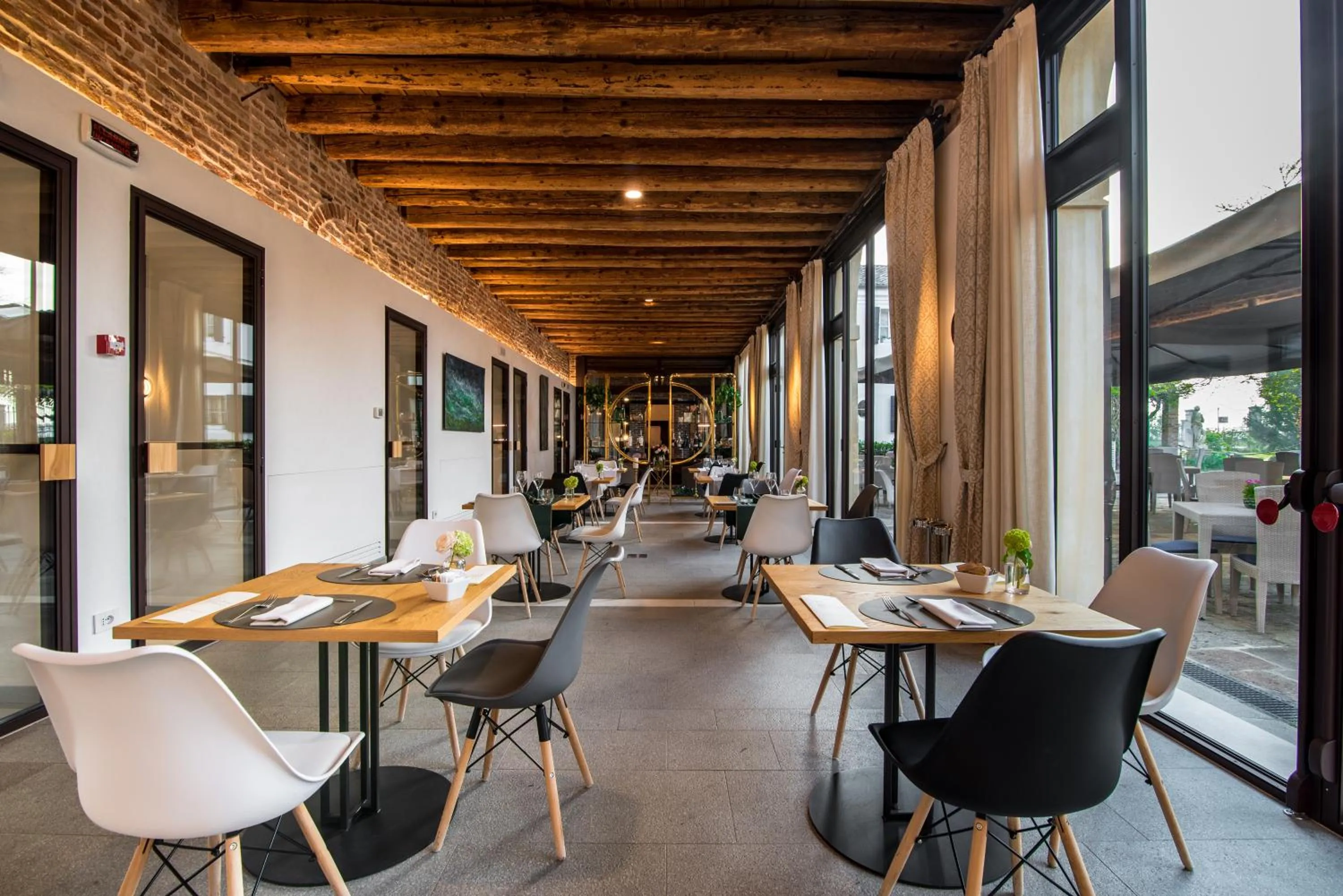 Dining area in Hotel Ristorante Magia del Brenta