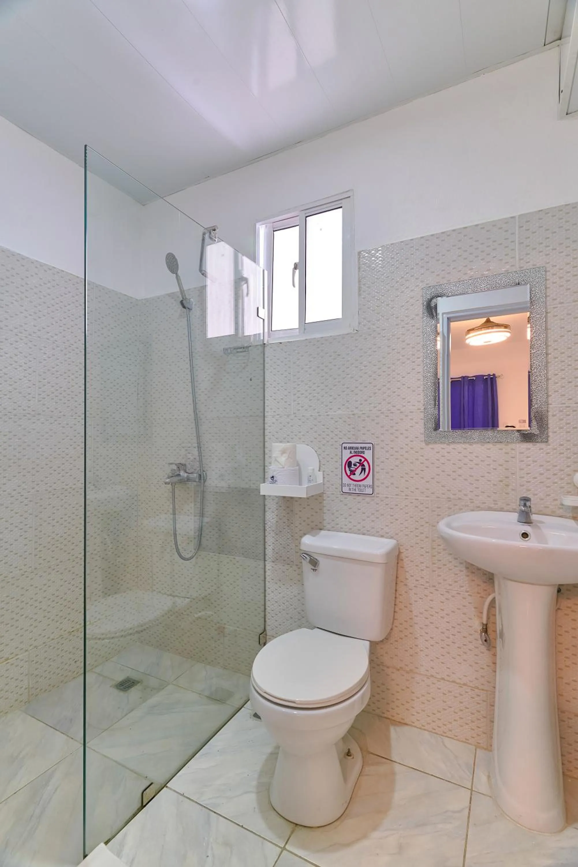 Bathroom in Costa Love Hotel Aeropuerto