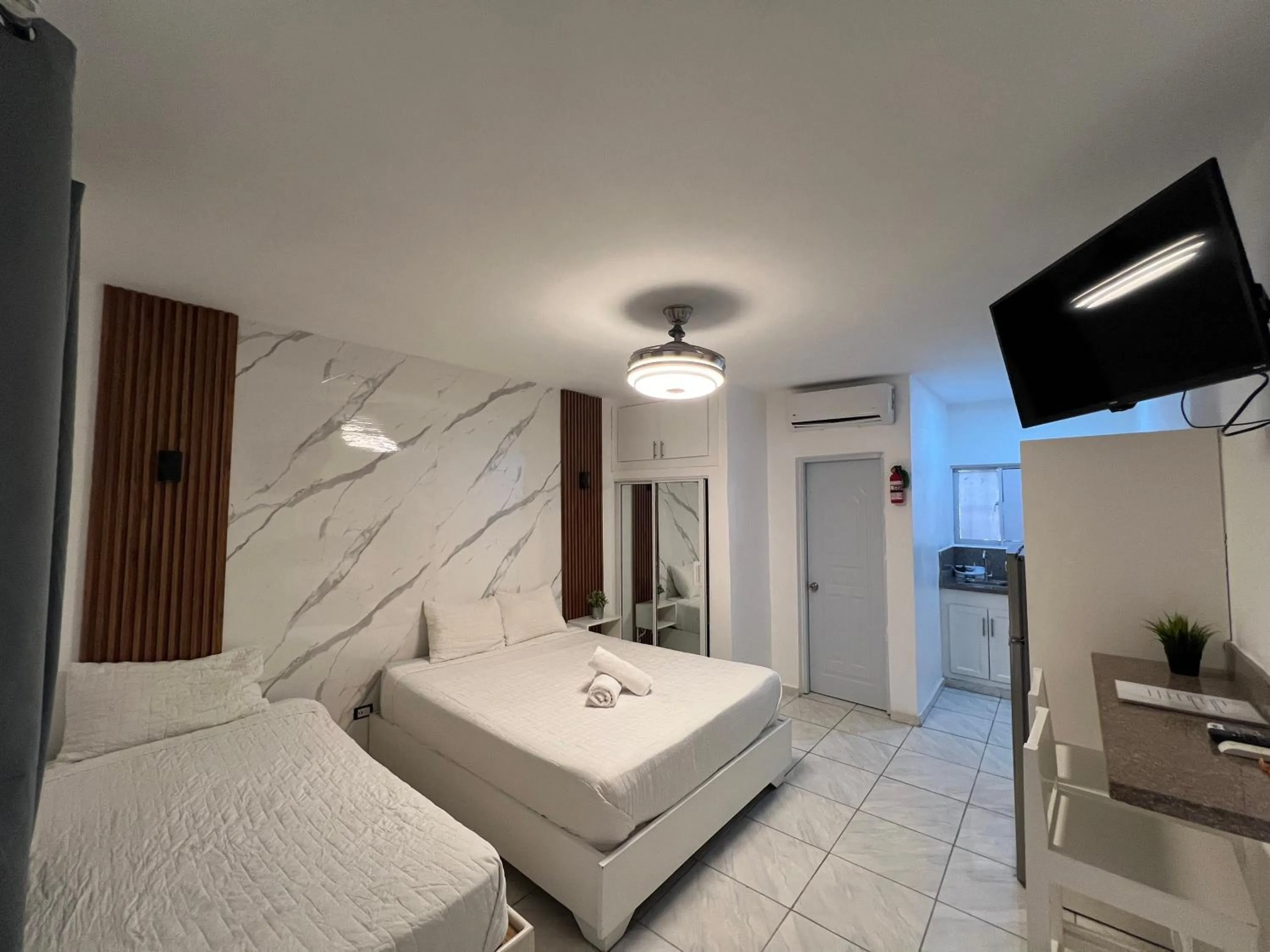 Photo of the whole room, Bed in Costa Love Hotel Aeropuerto