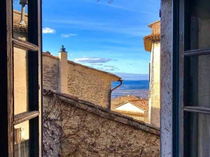 City view in La Maison près de la Fontaine