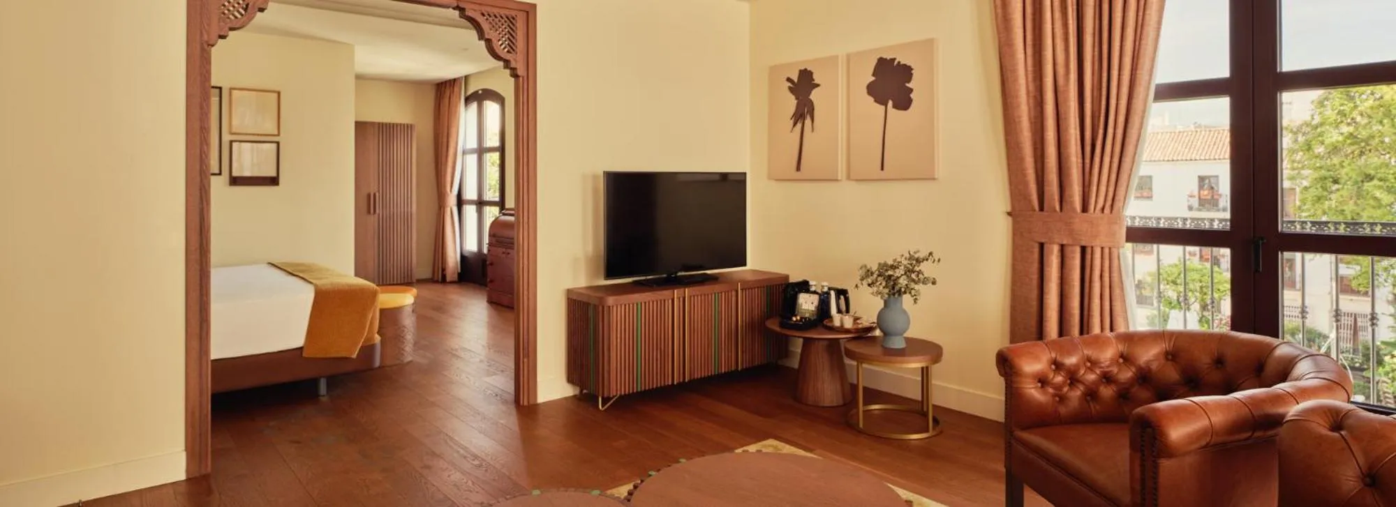 Seating area, Bed in Hotel El Pilar Andalucia