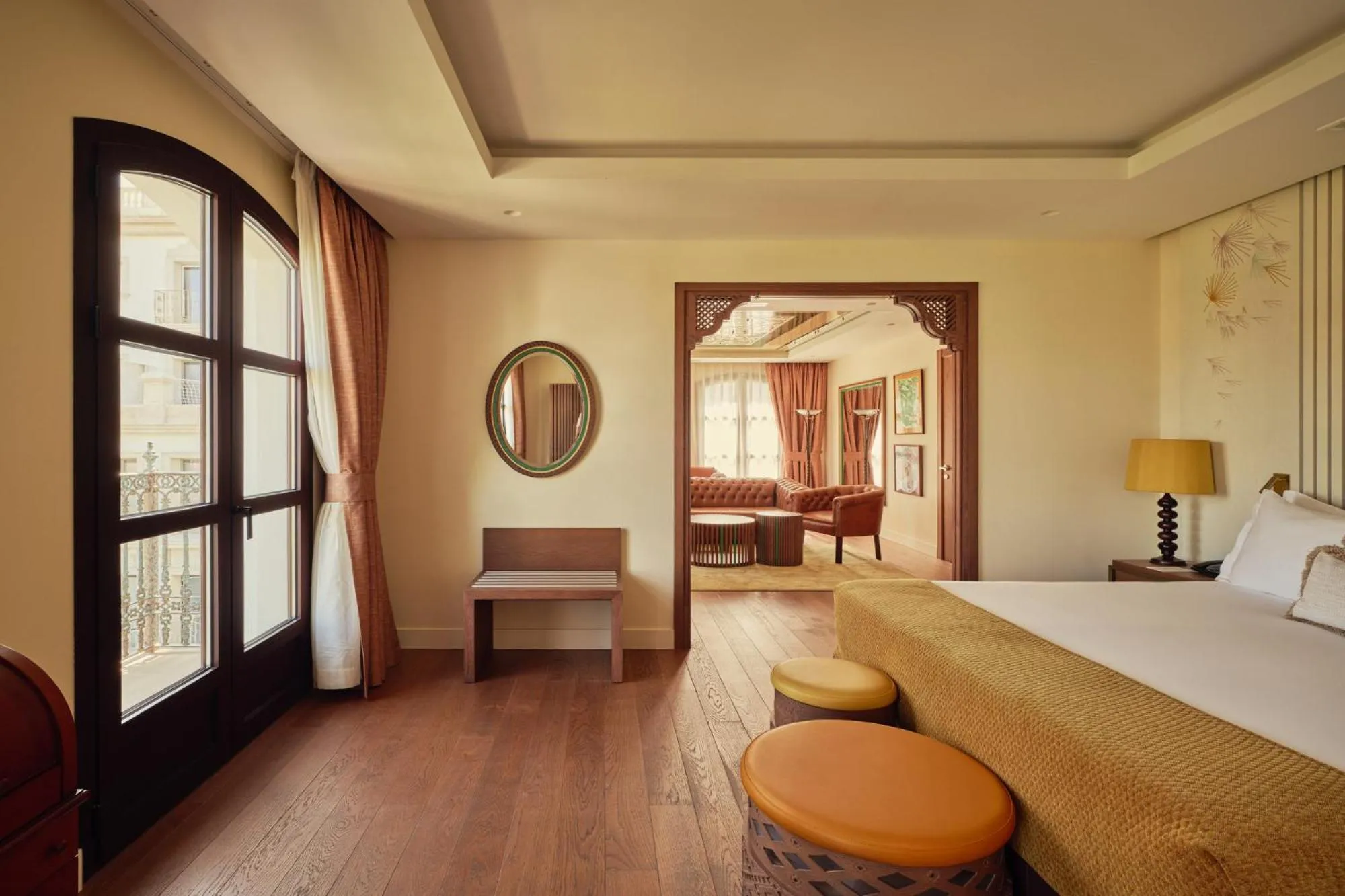 Living room, Bed in Hotel El Pilar Andalucia