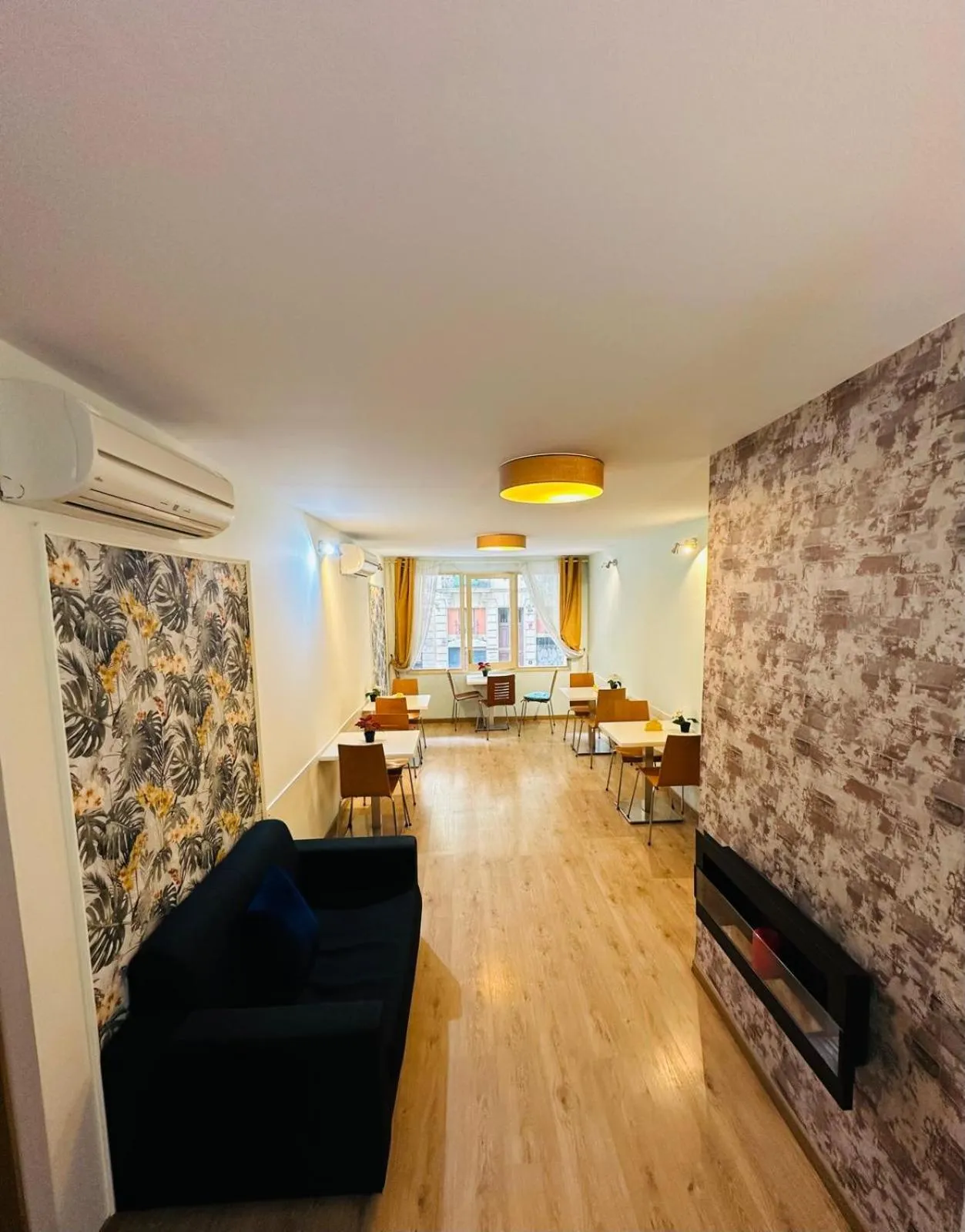 Living room in Guest House Barcelona Bruc