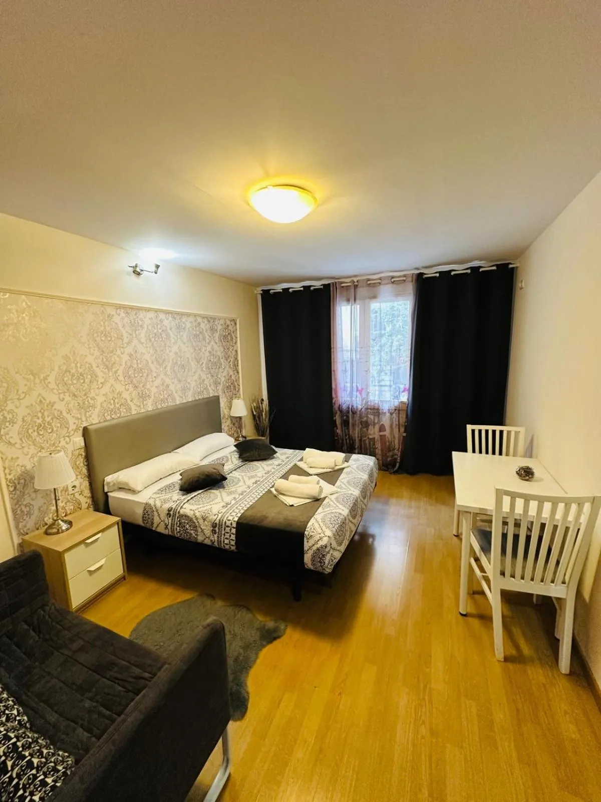 Bedroom, Bed in Guest House Barcelona Bruc