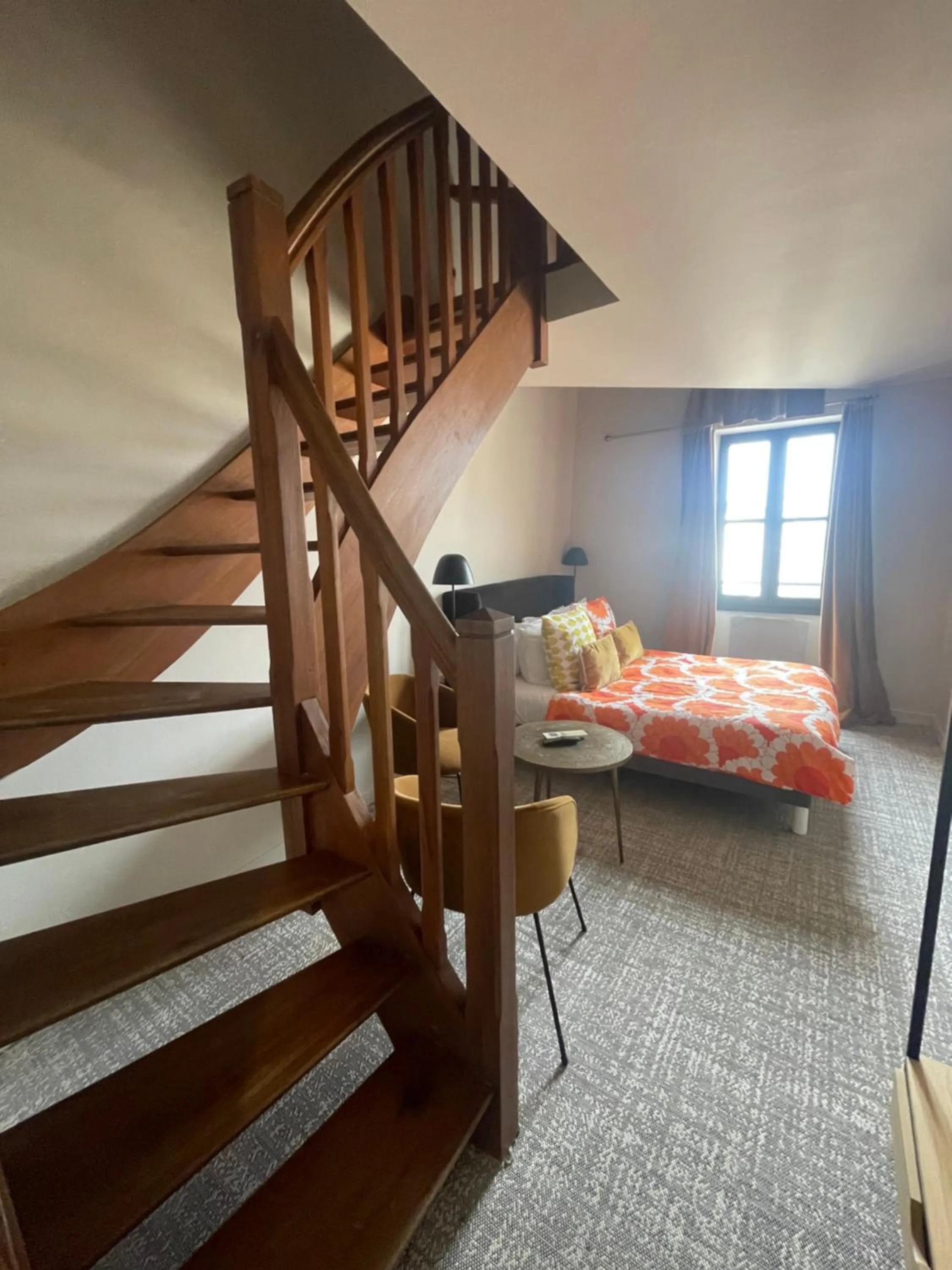 Photo of the whole room, Bed in Le Victoria Boutique Hôtel