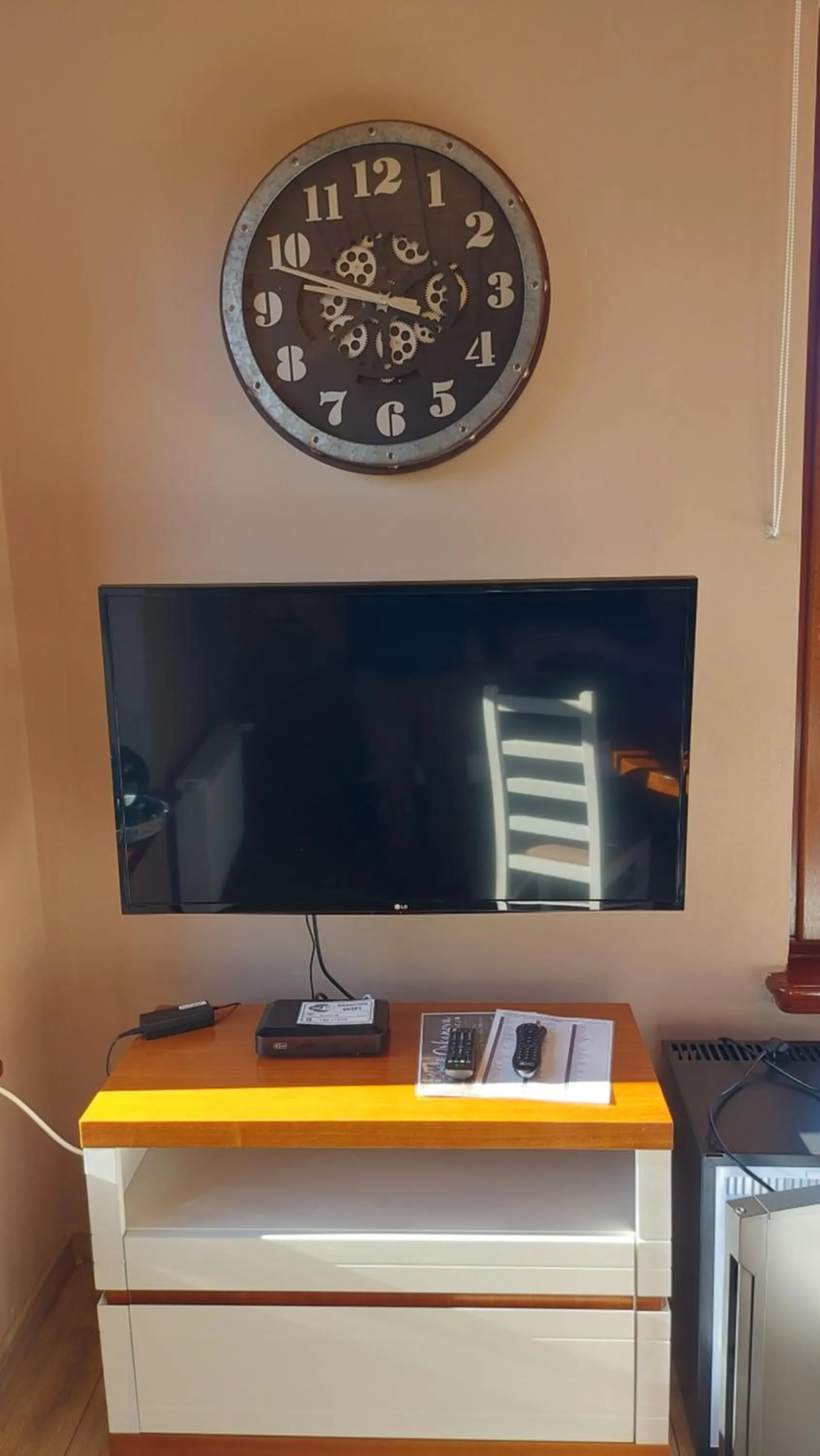 TV and multimedia in B&B Emarik