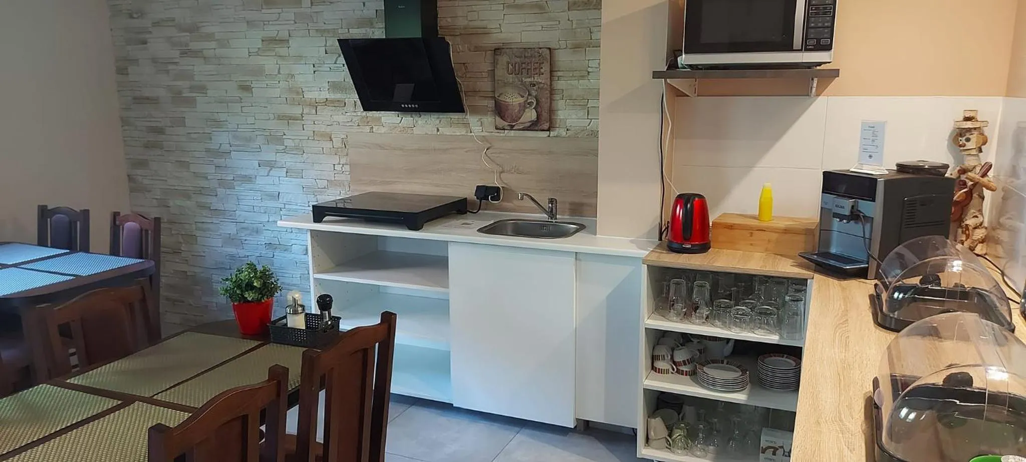 Kitchen or kitchenette in B&B Emarik